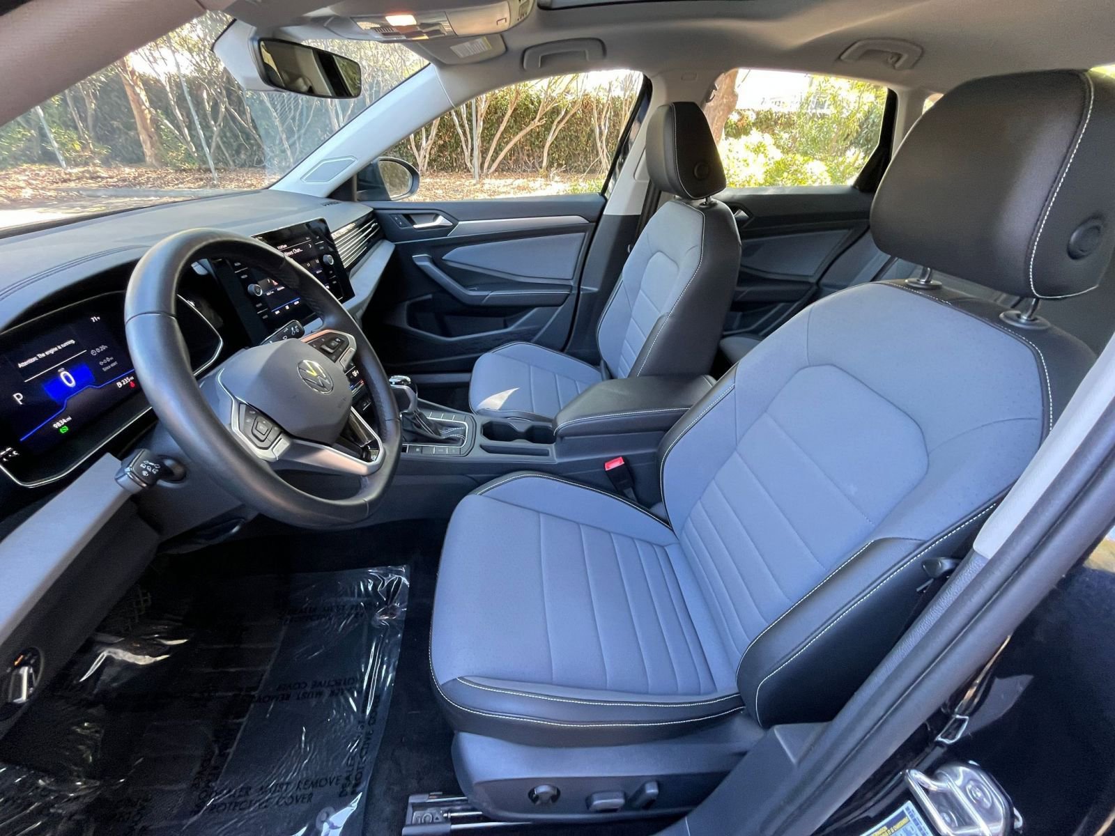 Thumbnail: 2025 Volkswagen Jetta - 25