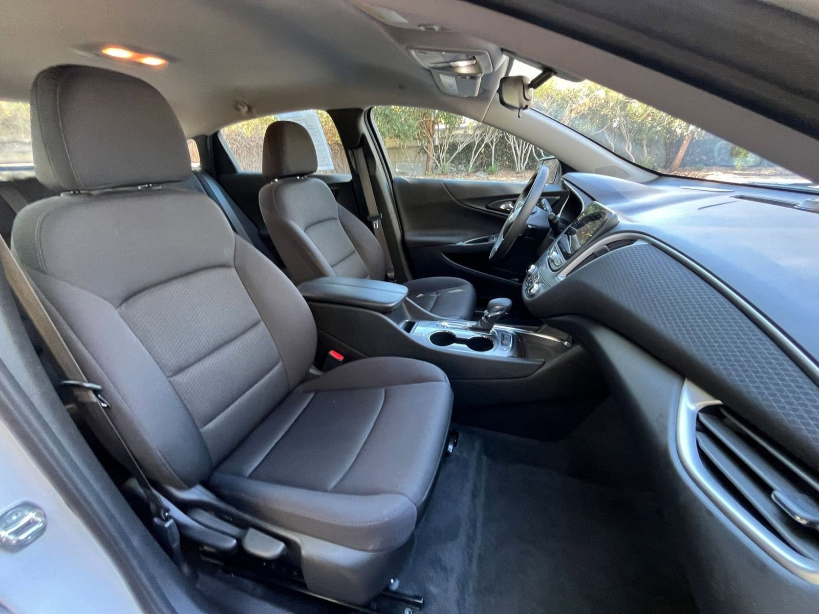 Thumbnail: 2024 Chevrolet Malibu - 35