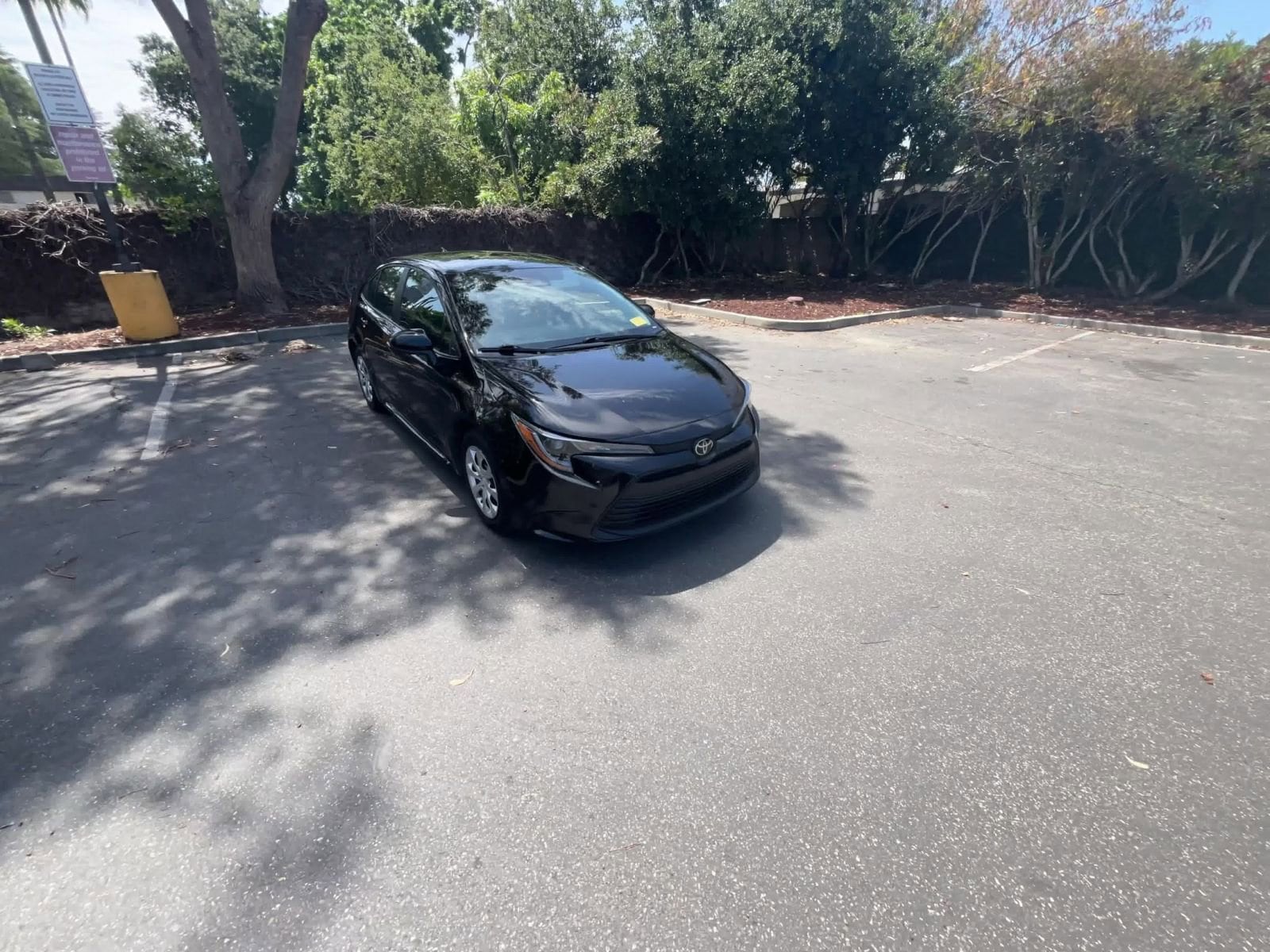 Thumbnail: 2025 Toyota Corolla - 16