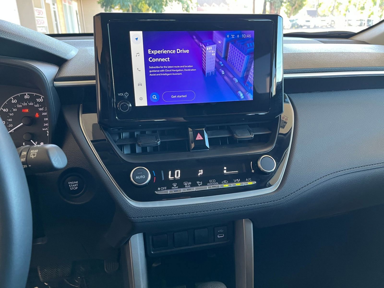 Thumbnail: 2025 Toyota Corolla Cross - 18