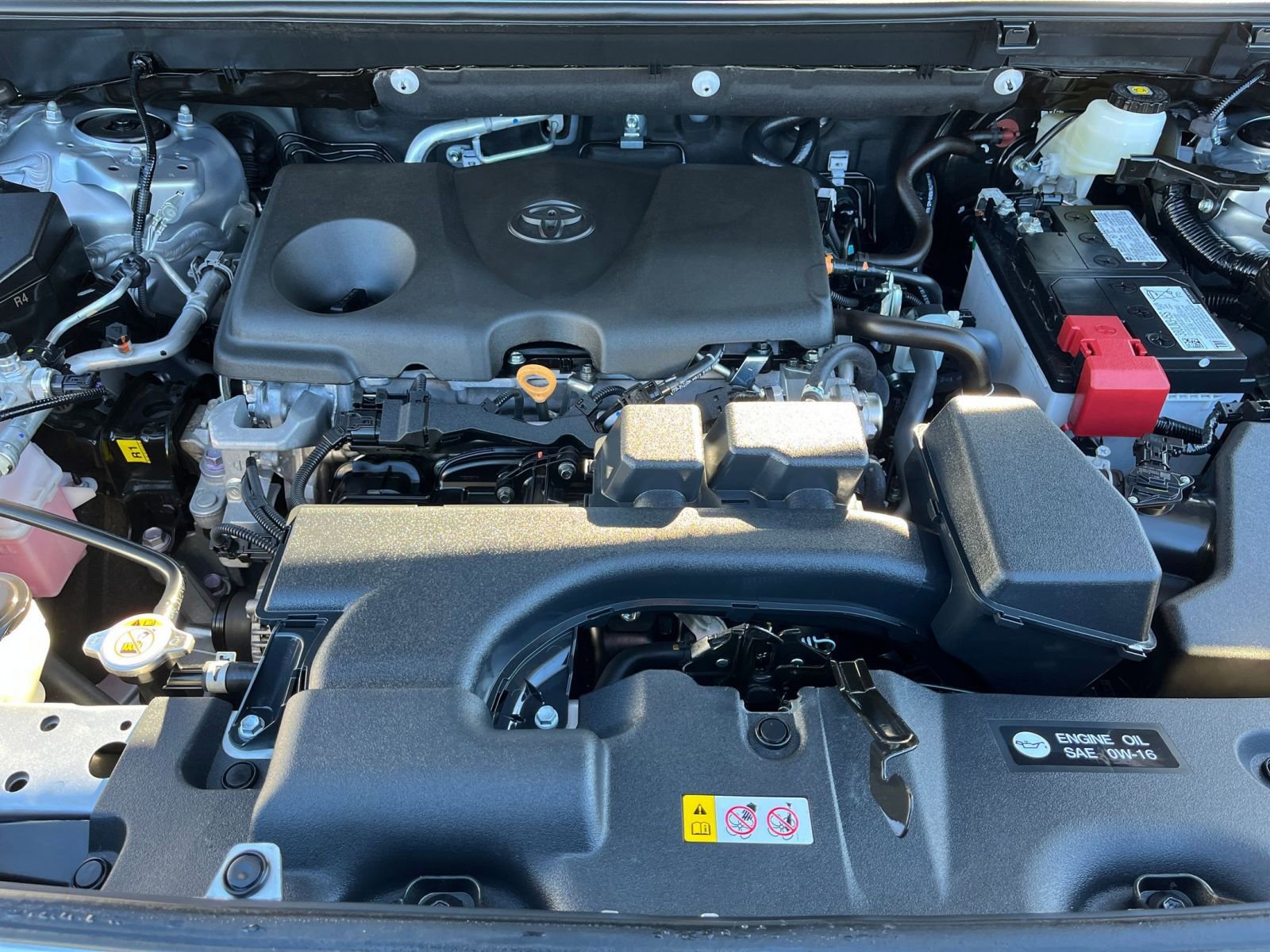 Thumbnail: 2025 Toyota RAV4 - 31