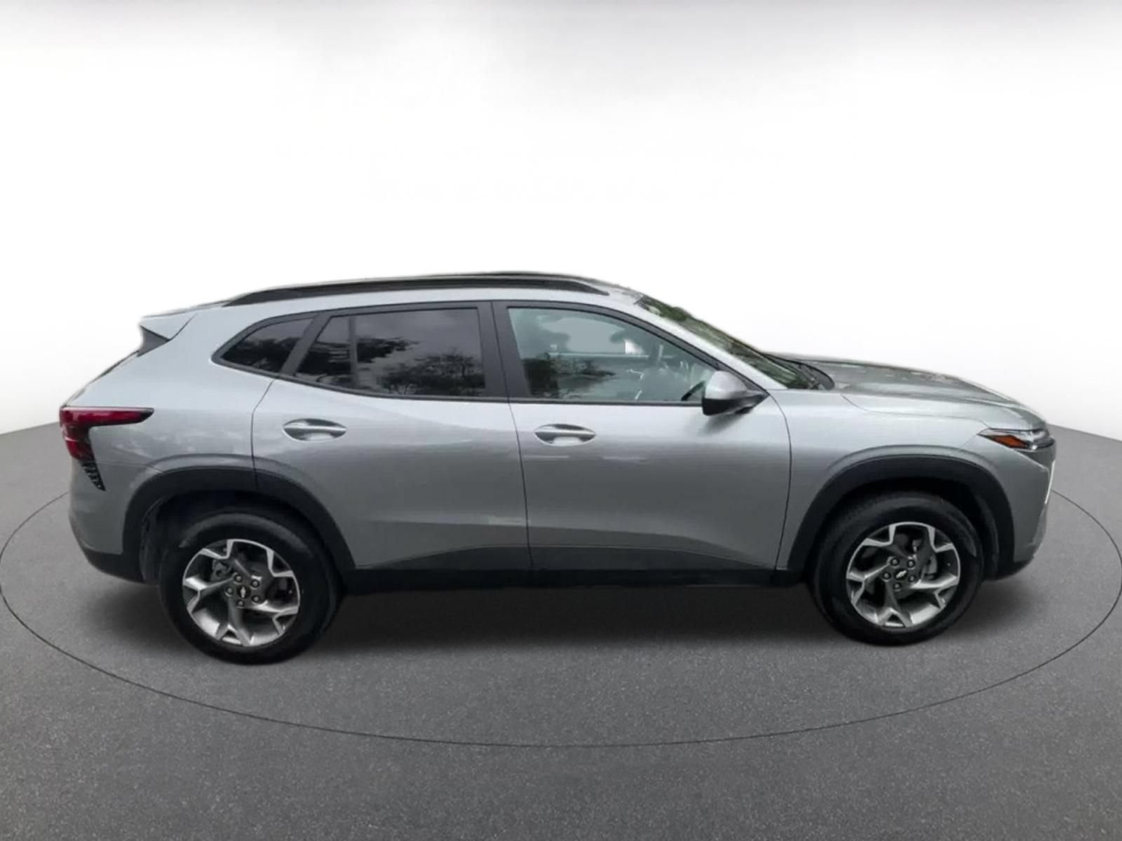 Thumbnail: 2025 Chevrolet Trax - 13