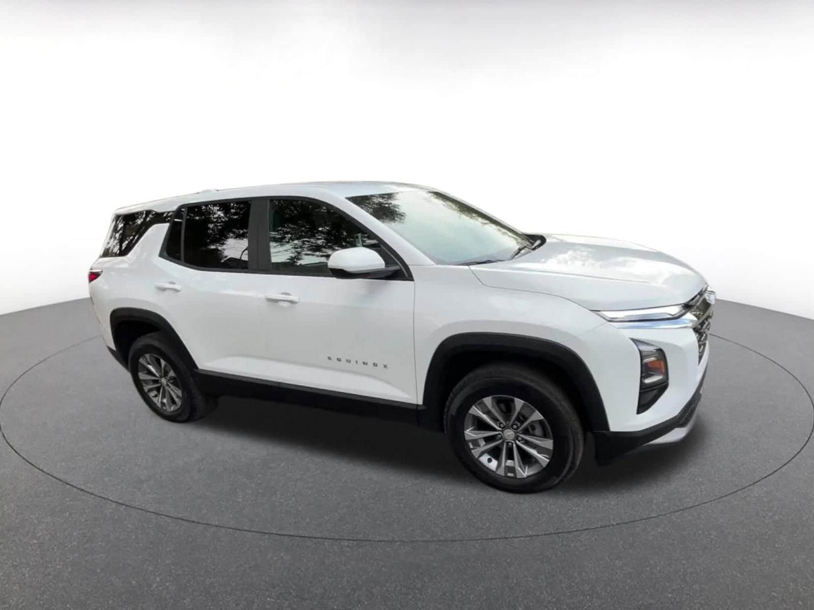 Thumbnail: 2025 Chevrolet Equinox - 2