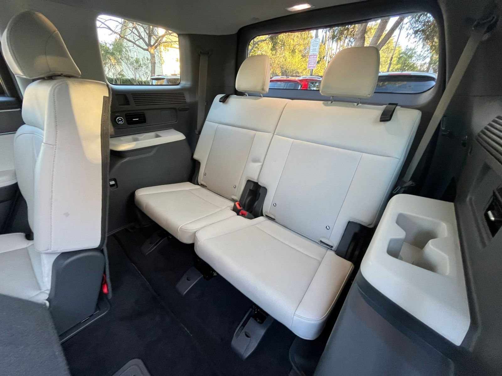 Thumbnail: 2025 Hyundai Santa Fe - 31