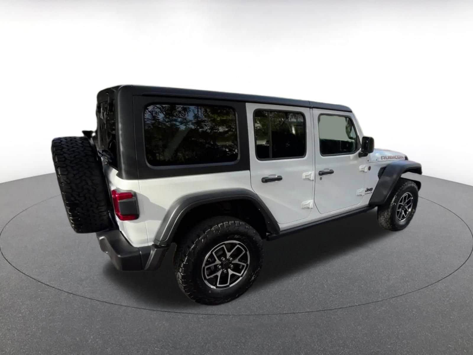 Thumbnail: 2025 Jeep Wrangler - 15