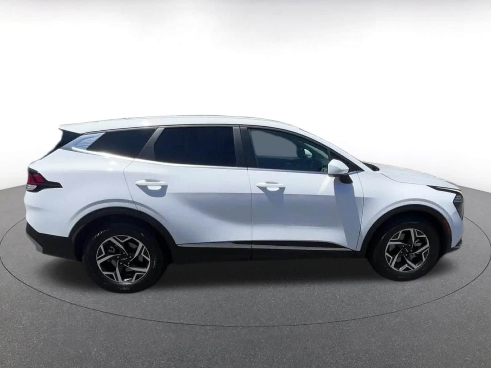 Thumbnail: 2025 Kia Sportage - 16