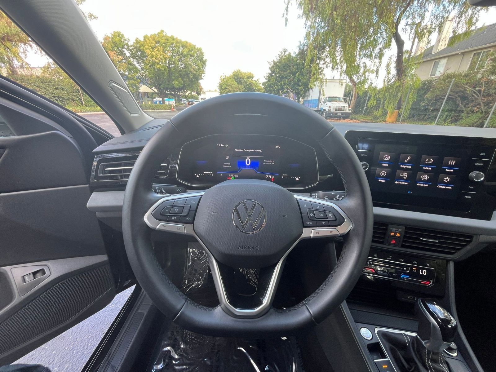 Thumbnail: 2025 Volkswagen Jetta - 33