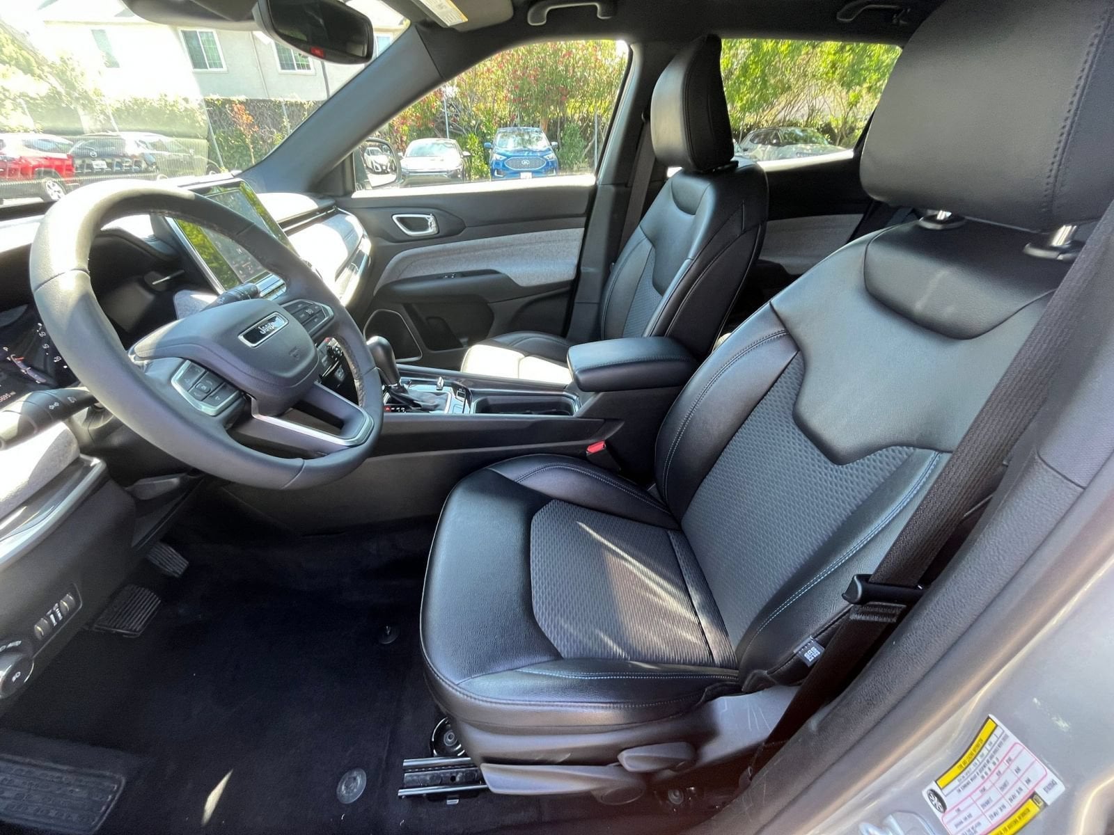 Thumbnail: 2025 Jeep Compass - 27
