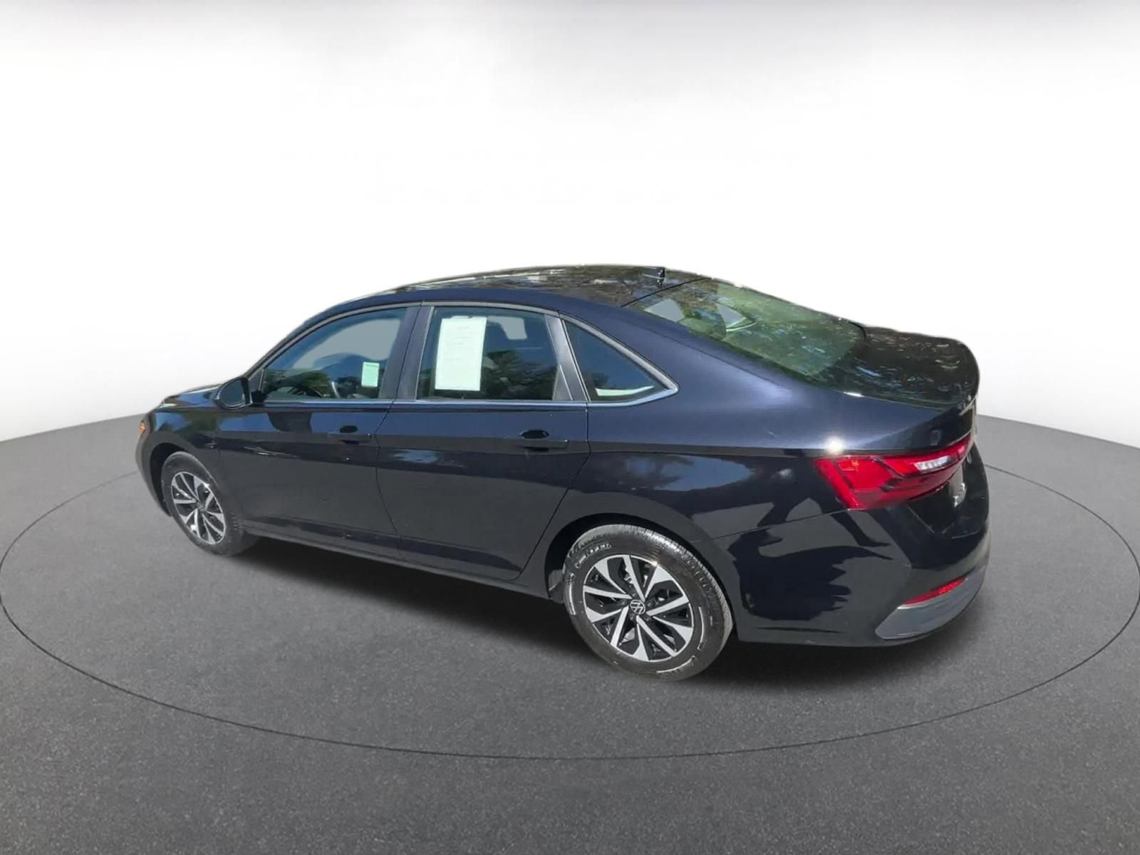 Thumbnail: 2024 Volkswagen Jetta - 8