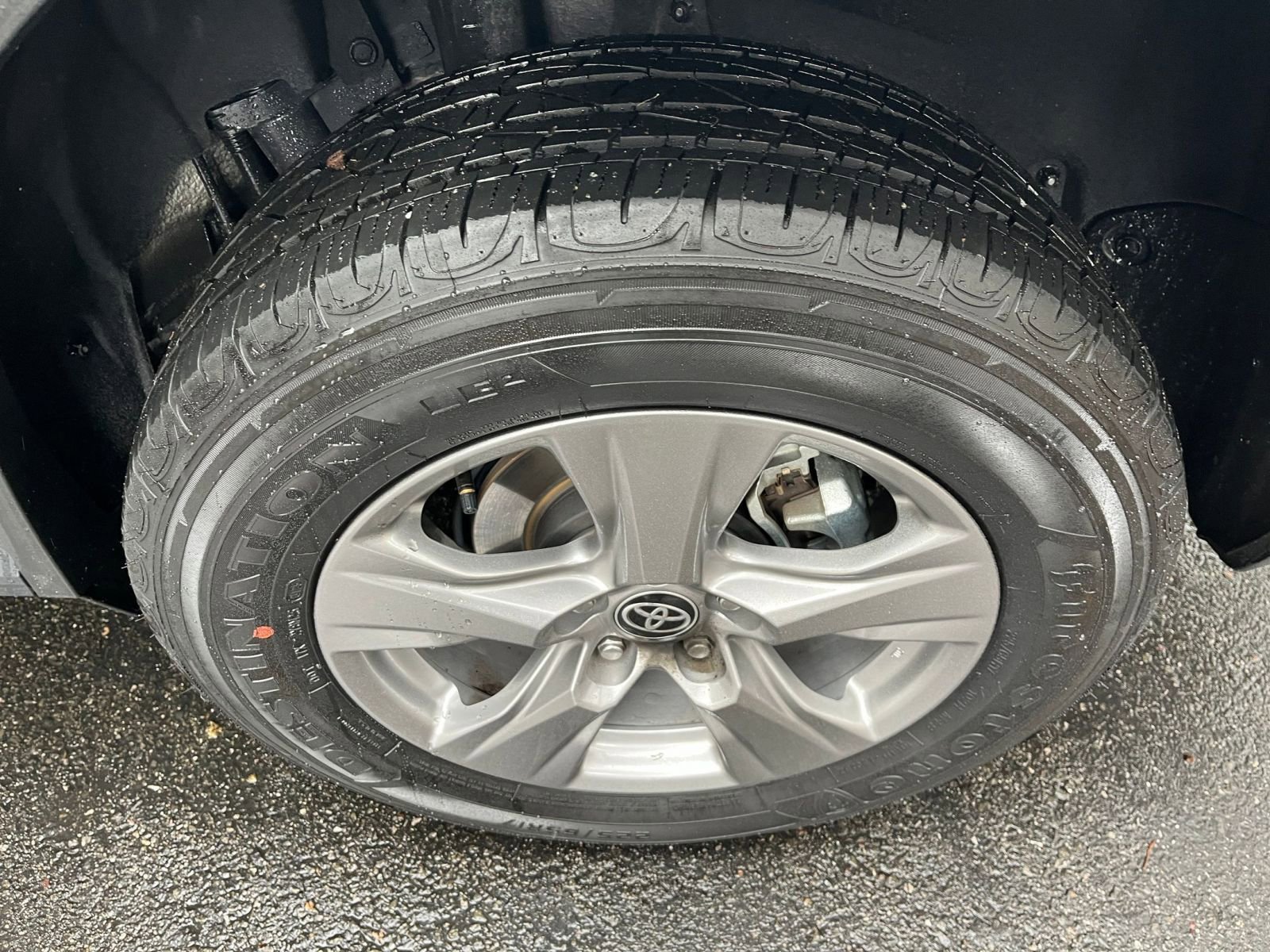 Thumbnail: 2025 Toyota RAV4 - 29