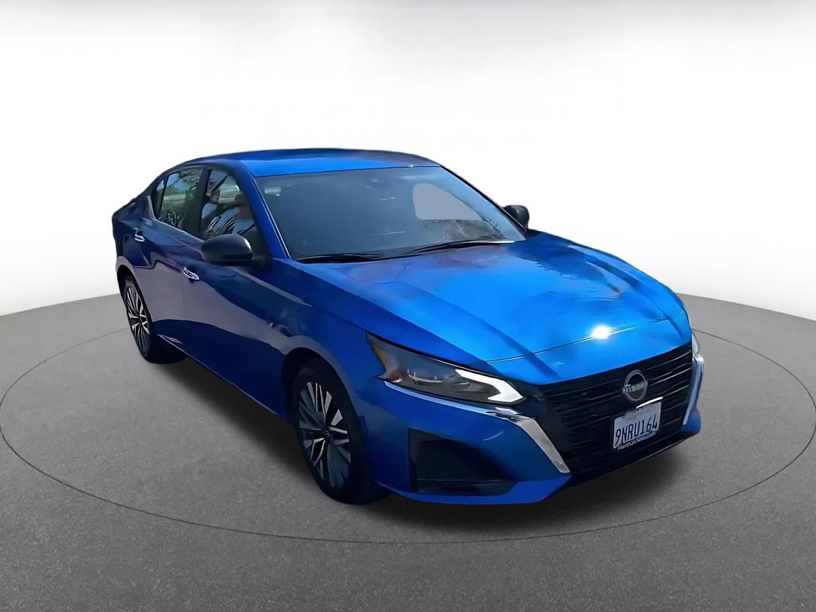 Thumbnail: 2025 Nissan Altima - 3