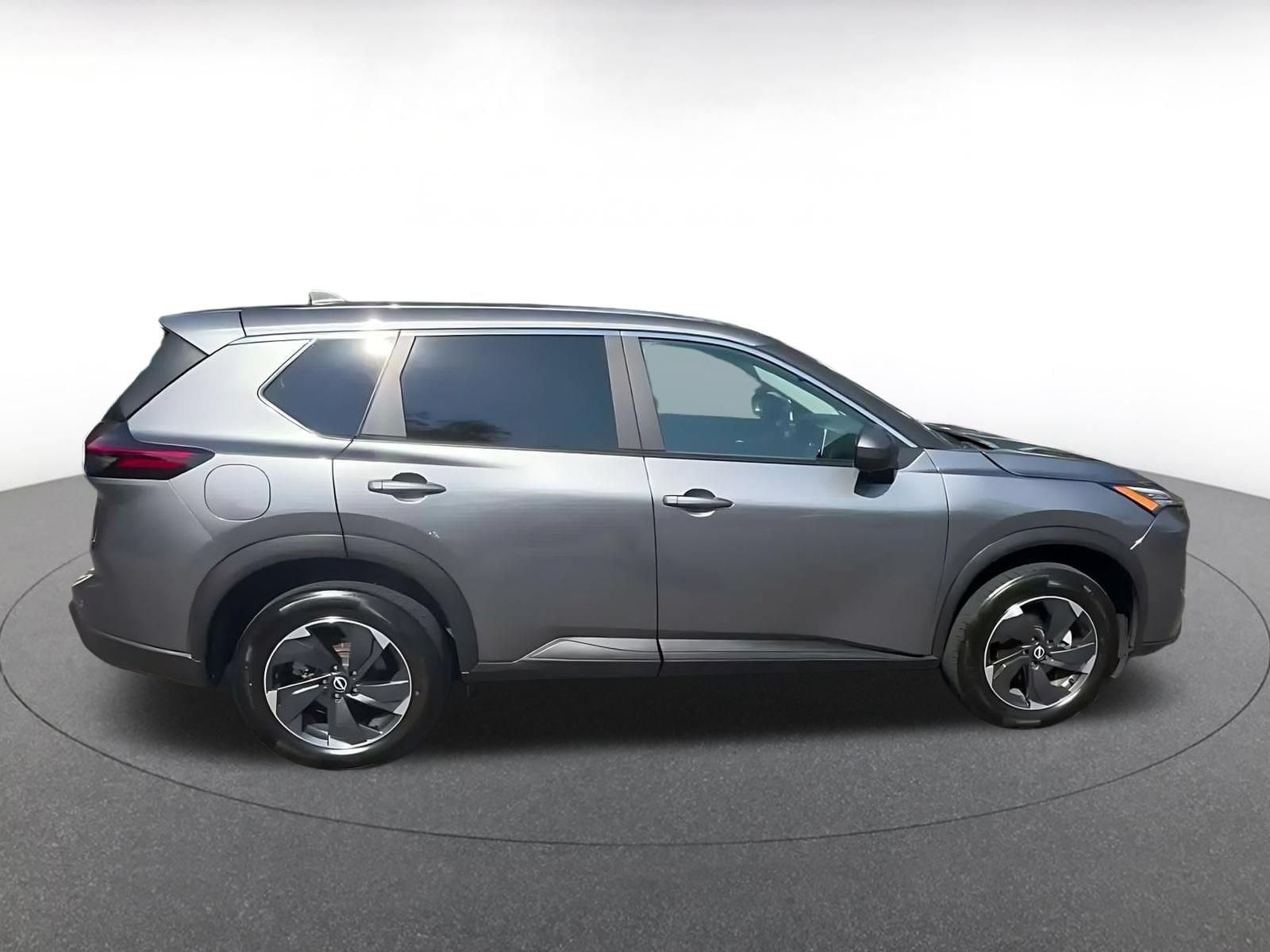 Thumbnail: 2025 Nissan Rogue - 15