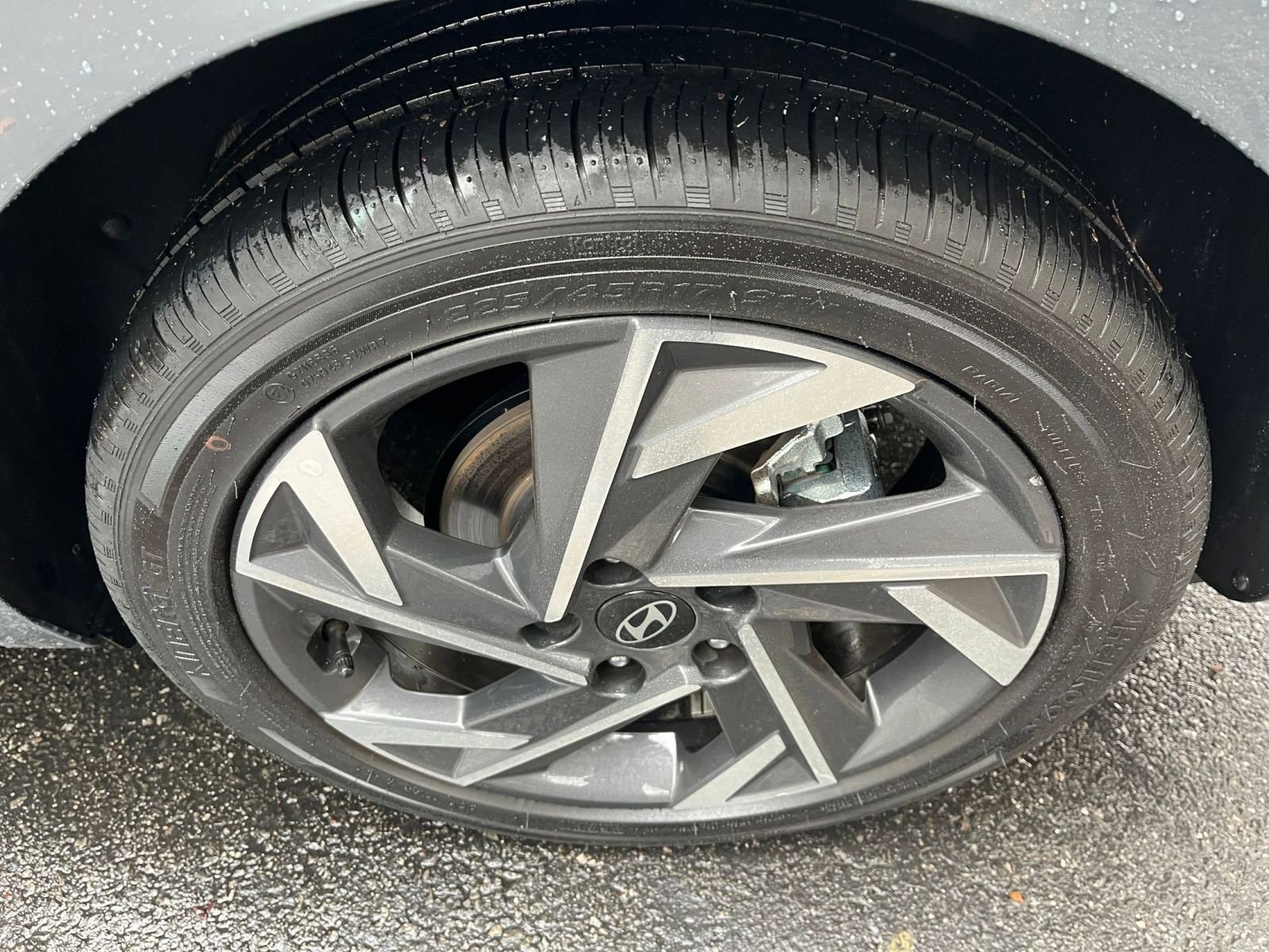 Thumbnail: 2025 Hyundai Elantra - 28