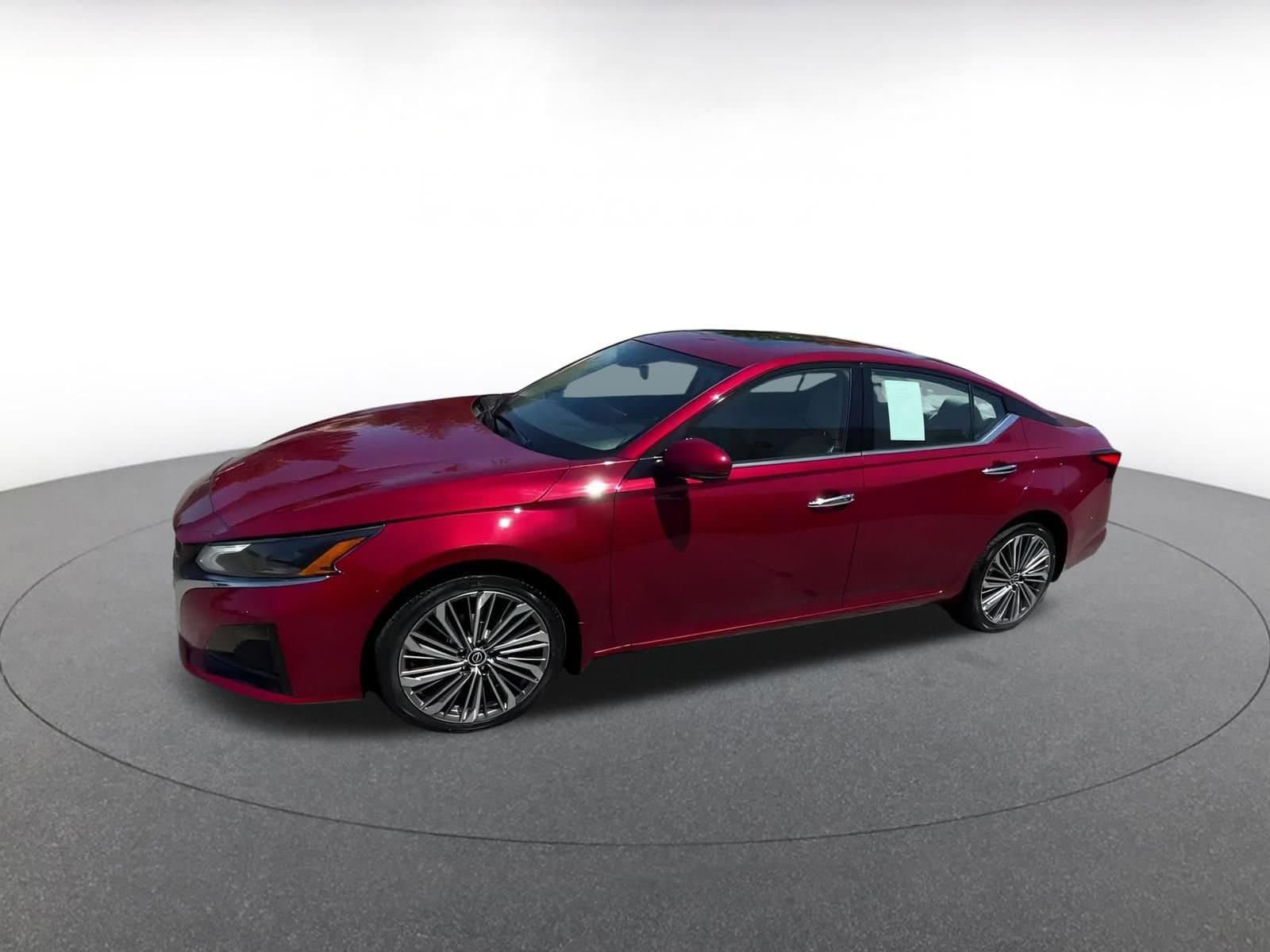Thumbnail: 2024 Nissan Altima - 8