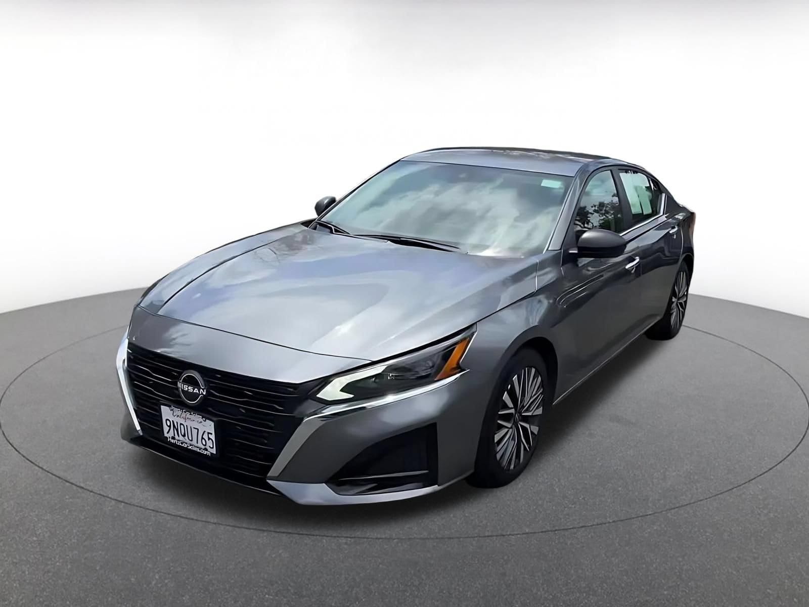 Thumbnail: 2025 Nissan Altima - 6