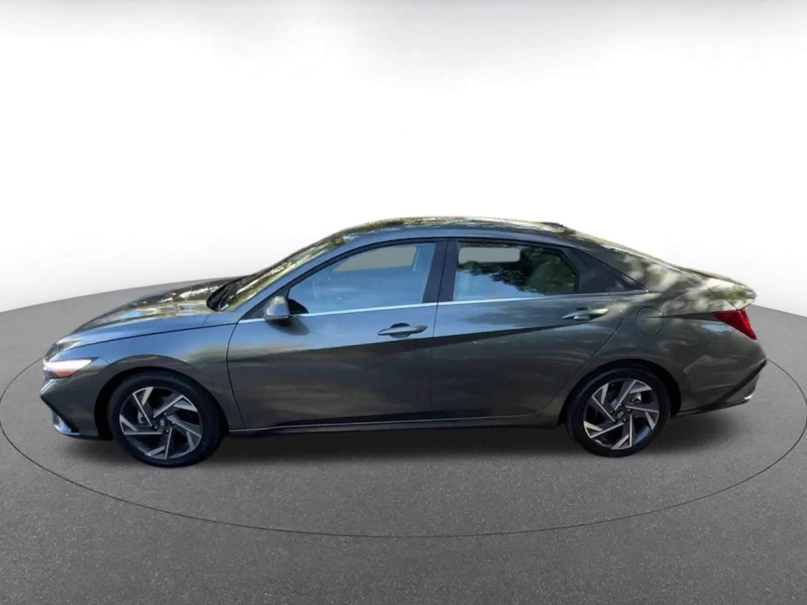 Thumbnail: 2025 Hyundai Elantra - 9