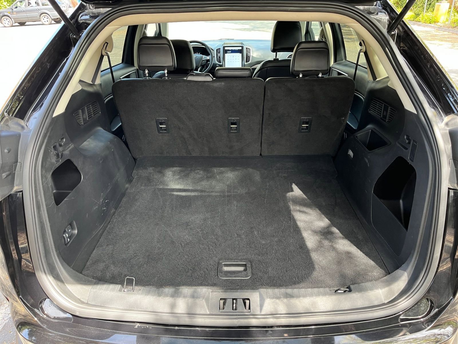 Thumbnail: 2024 Ford Edge - 31