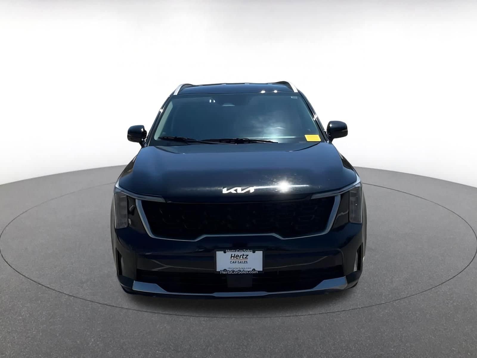 Thumbnail: 2024 Kia Sorento - 4