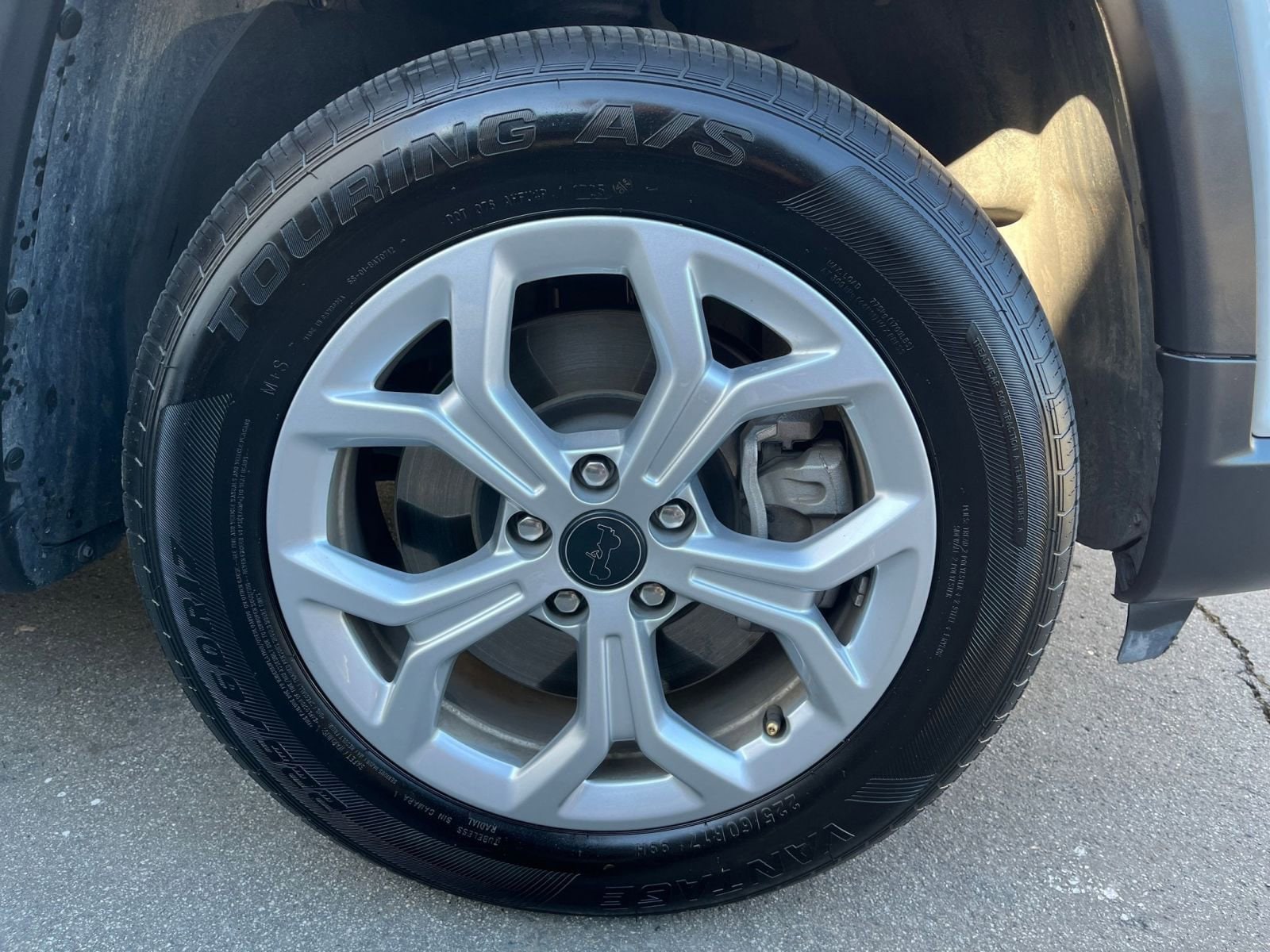 Thumbnail: 2025 Jeep Compass - 29