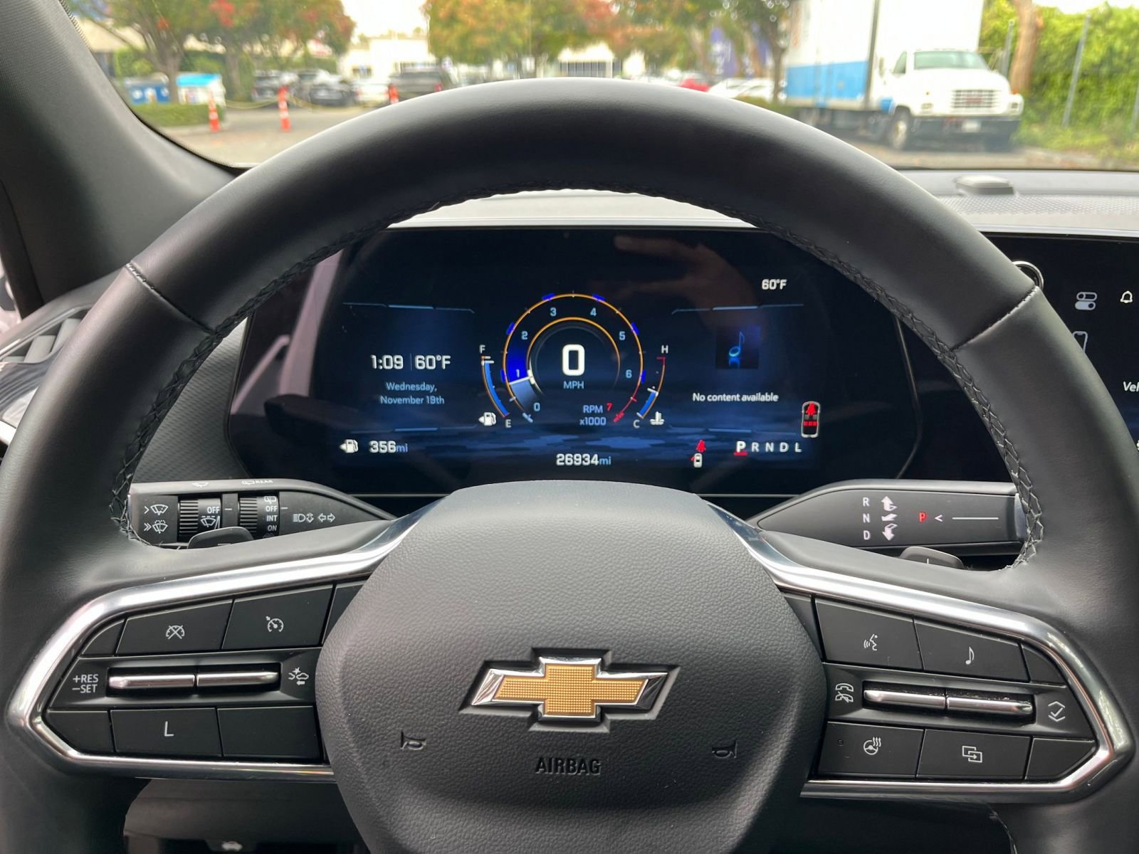 Thumbnail: 2025 Chevrolet Equinox - 25