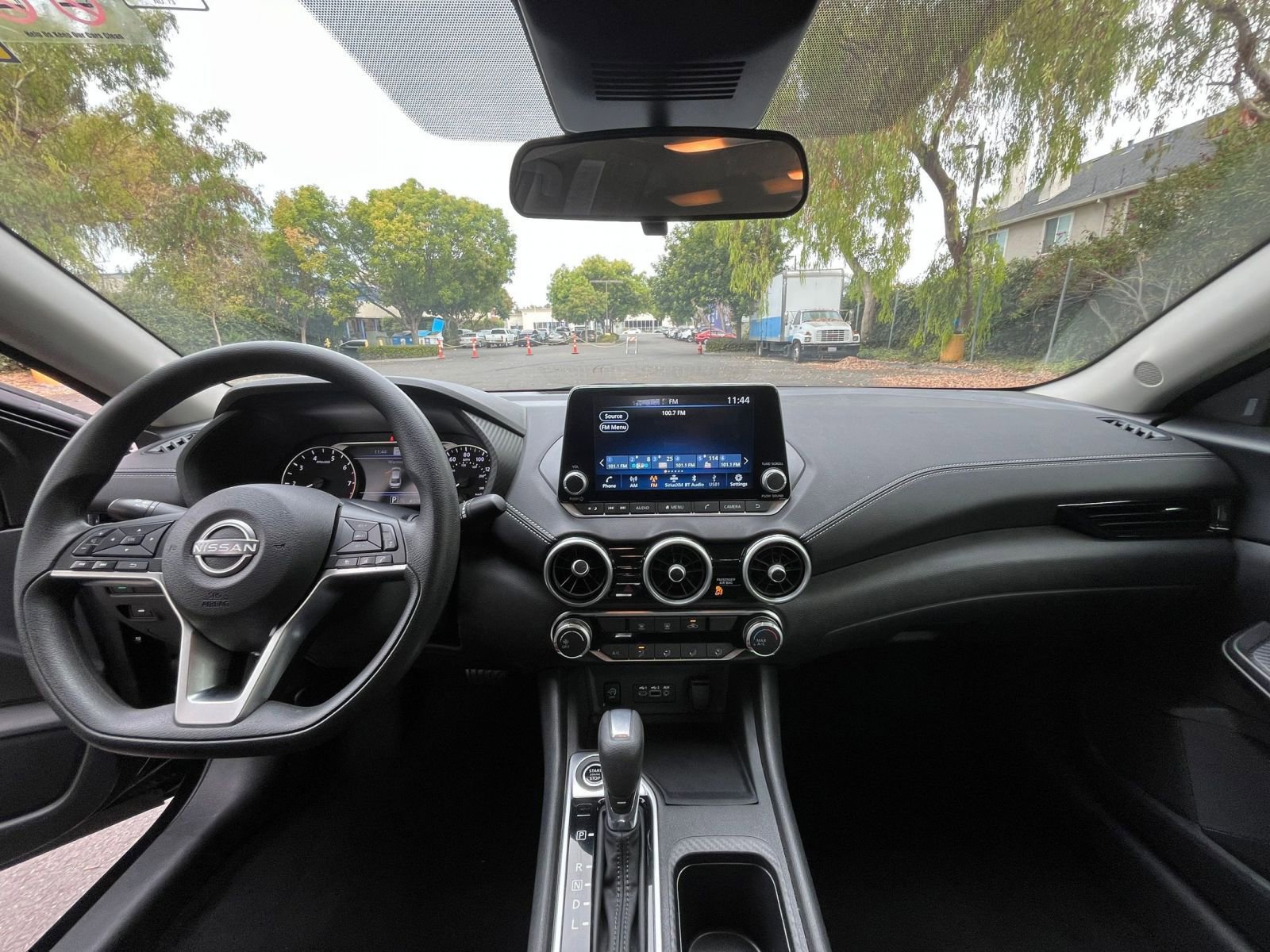 Thumbnail: 2024 Nissan Sentra - 31