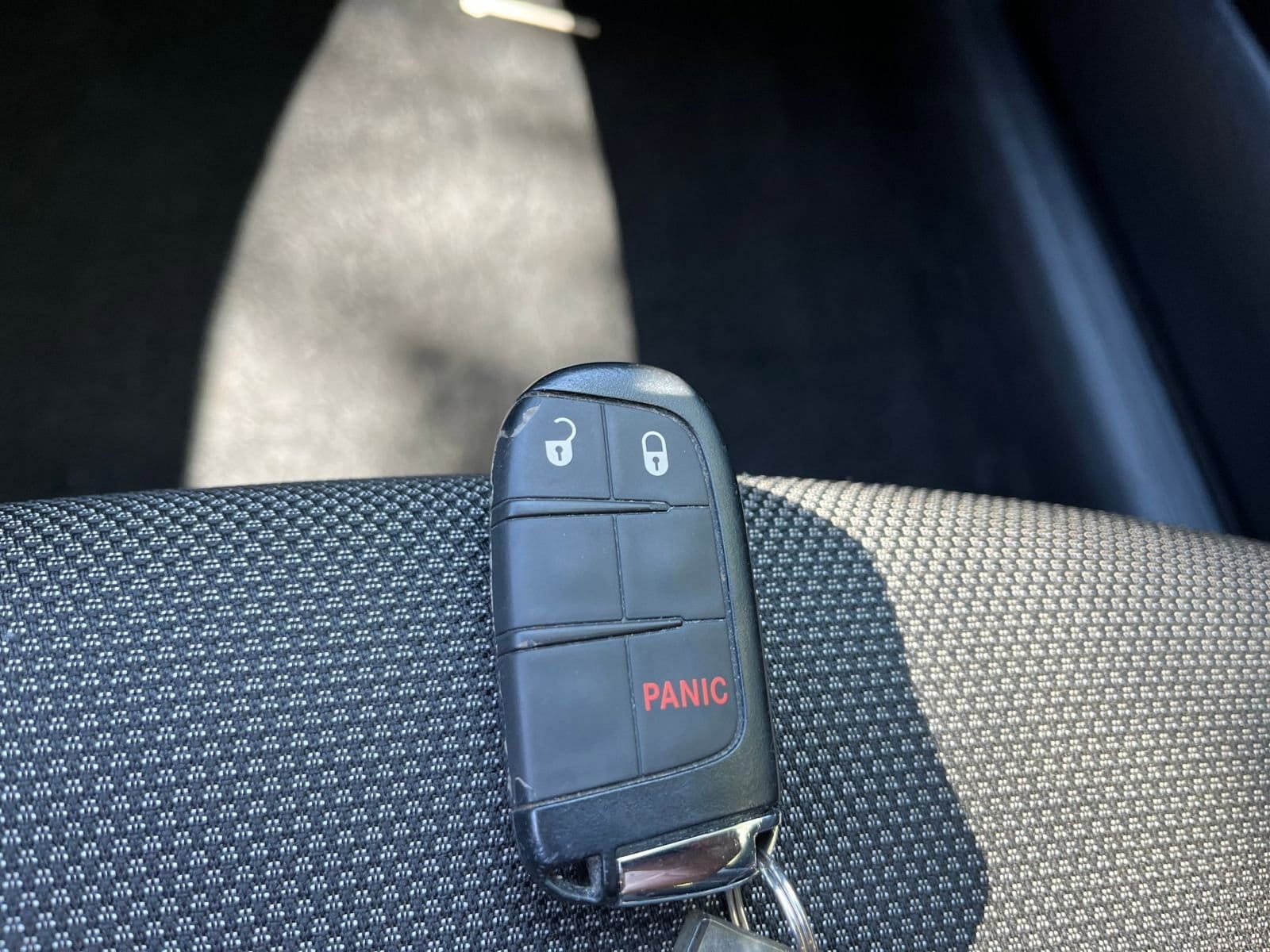 2023 Jeep Compass Latitude 18