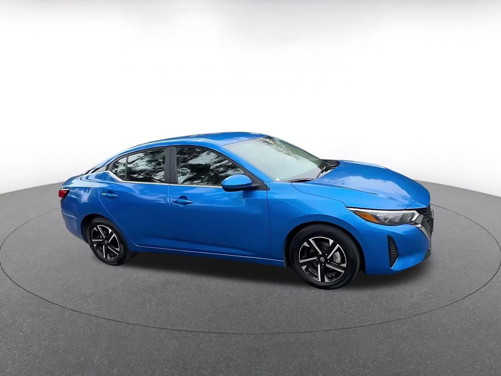 Thumbnail: 2025 Nissan Sentra - 2