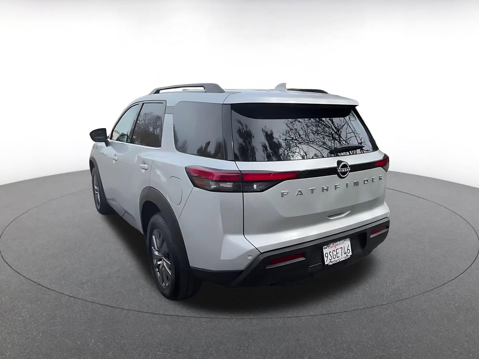 Thumbnail: 2025 Nissan Pathfinder - 11