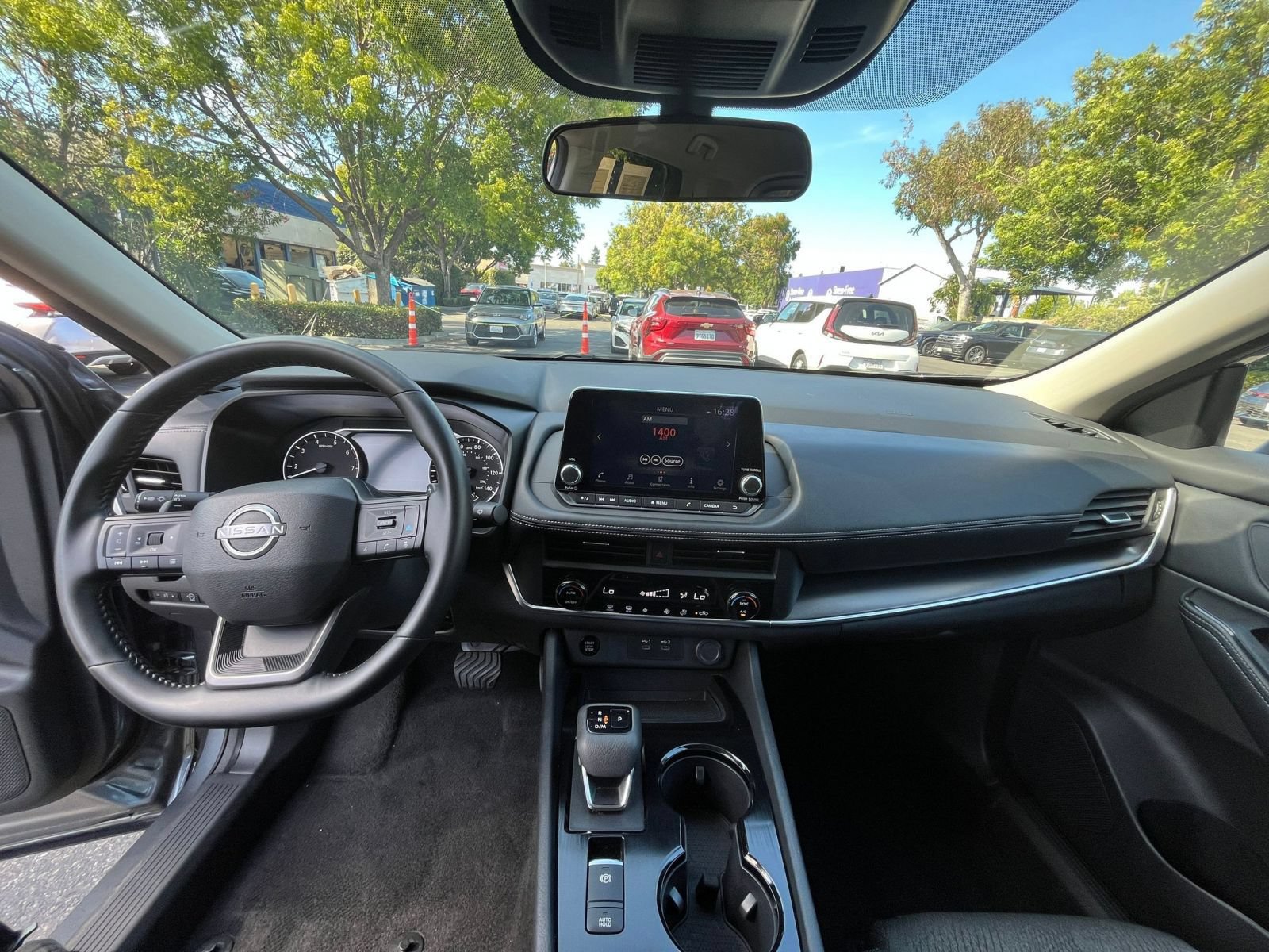 Thumbnail: 2025 Nissan Rogue - 34