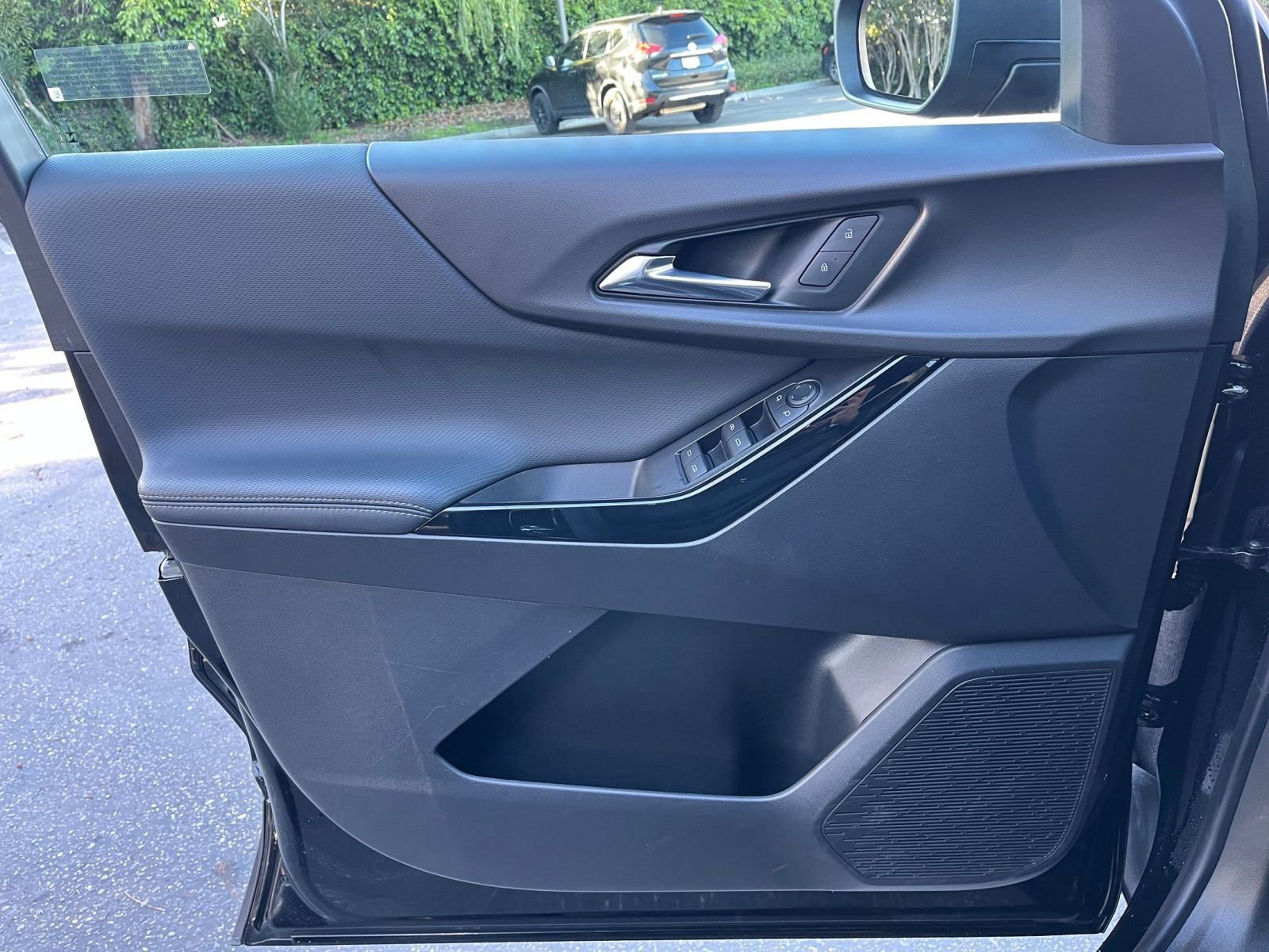 Thumbnail: 2025 Chevrolet Equinox - 20