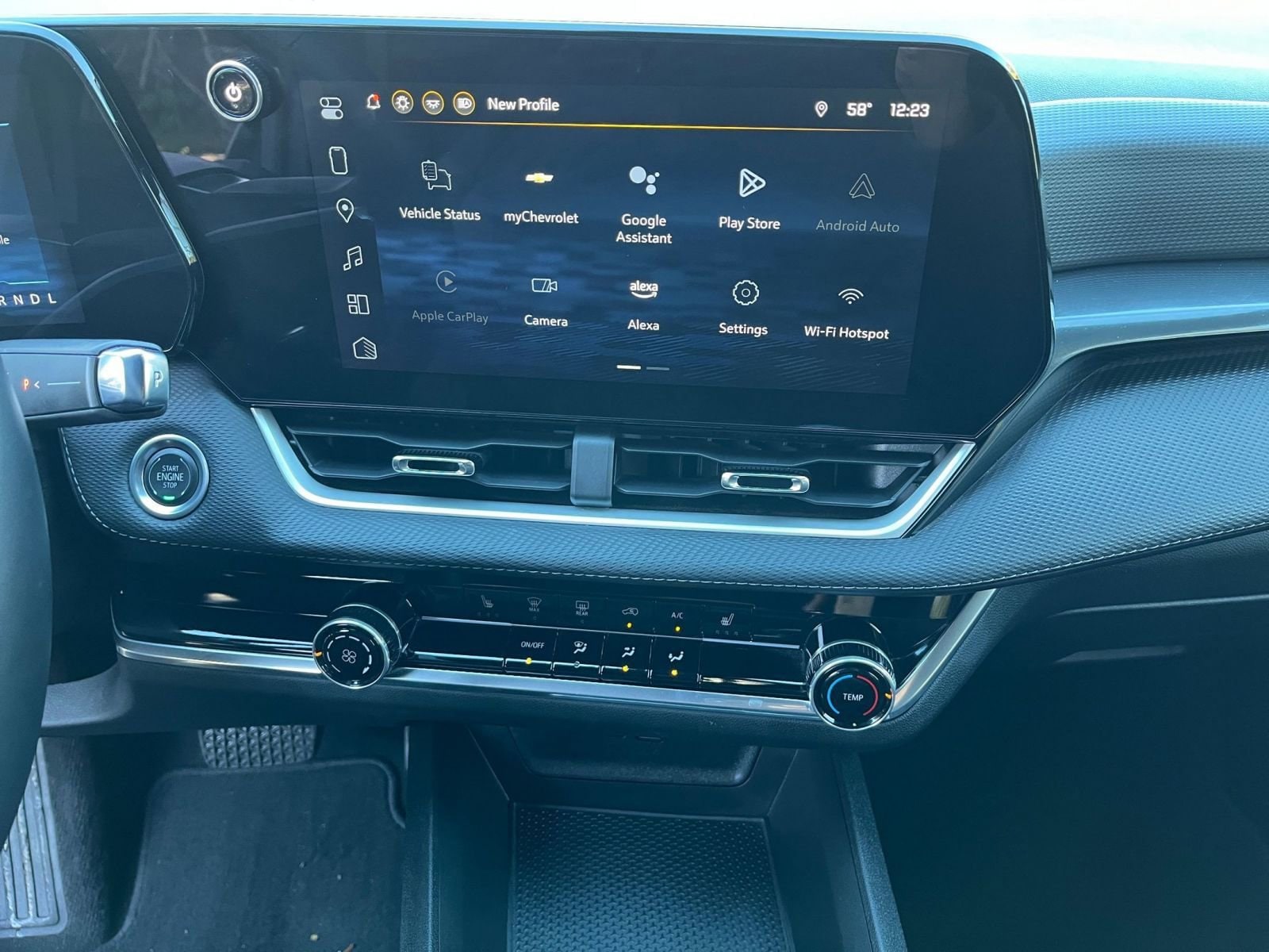 Thumbnail: 2025 Chevrolet Equinox - 18