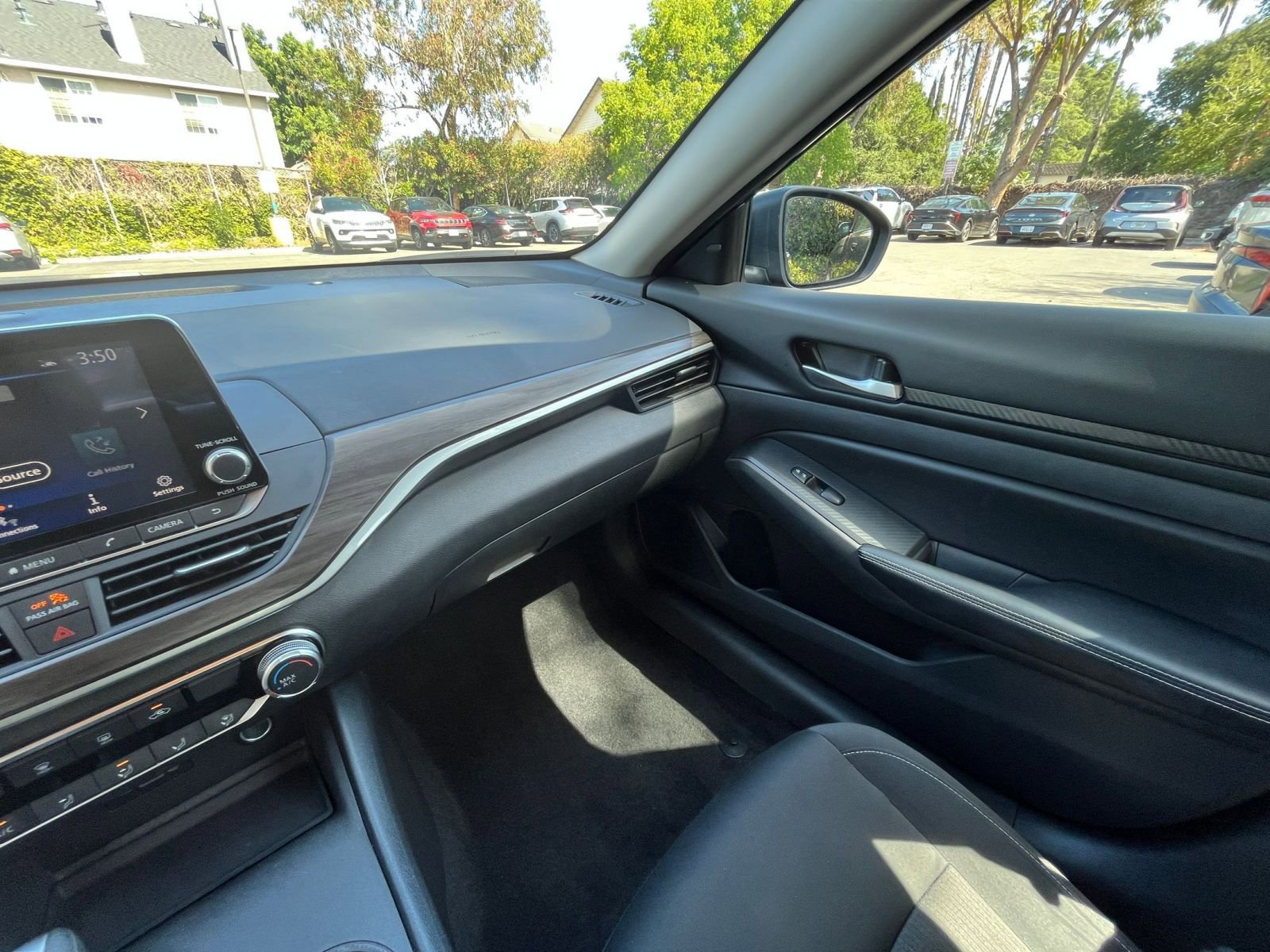 Thumbnail: 2025 Nissan Altima - 34
