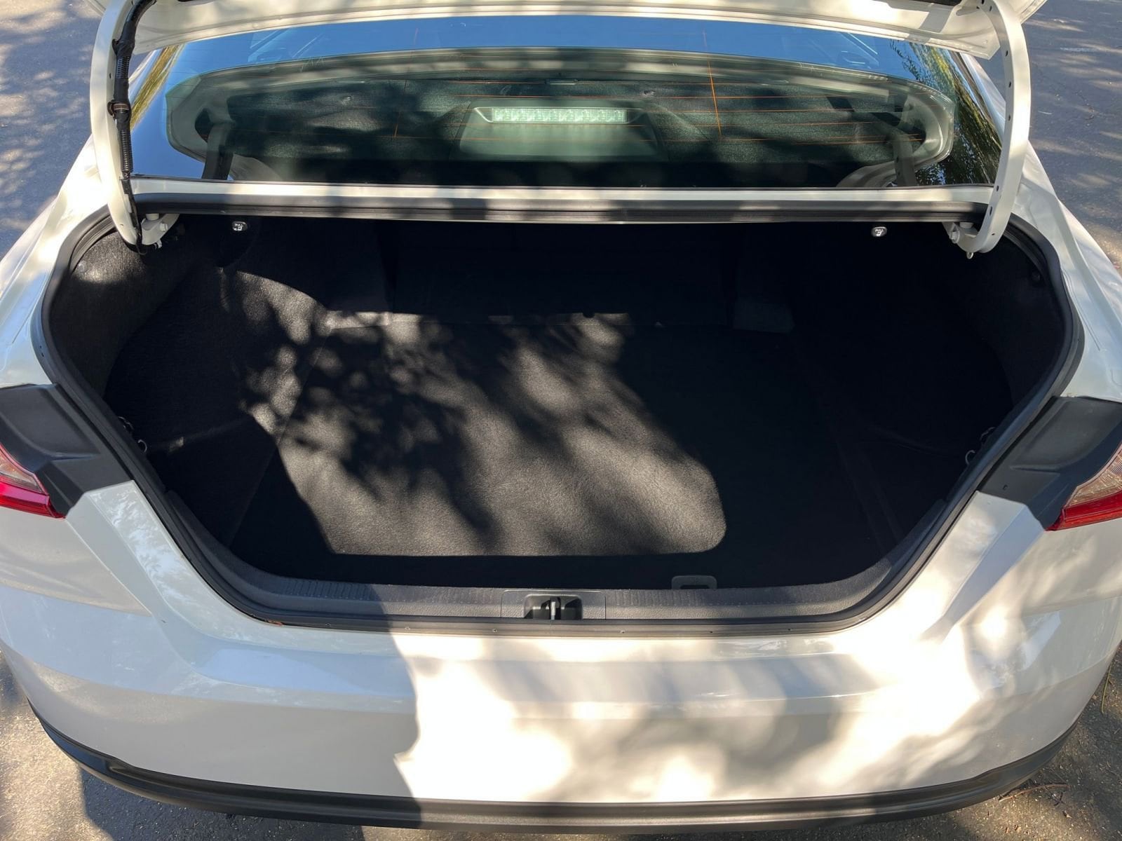 Thumbnail: 2025 Toyota Camry - 30