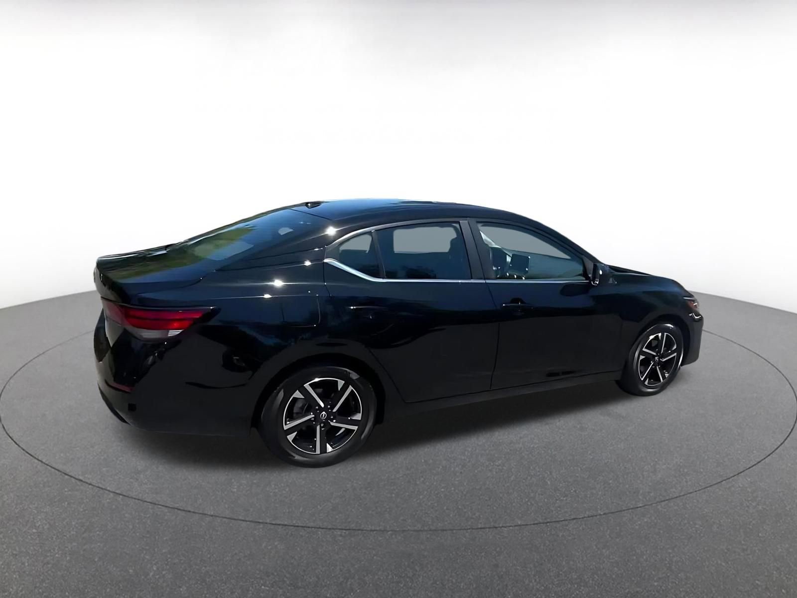Thumbnail: 2025 Nissan Sentra - 15