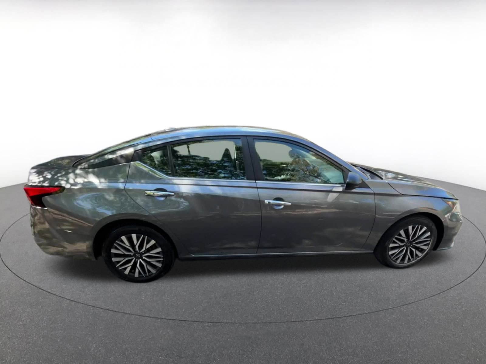 Thumbnail: 2024 Nissan Altima - 16