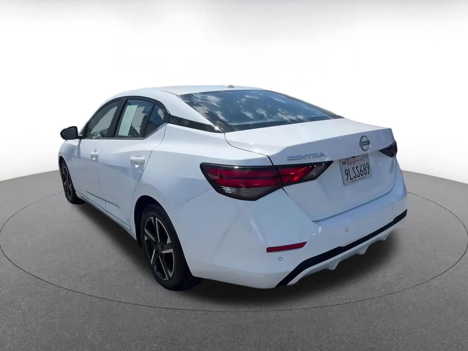 Thumbnail: 2024 Nissan Sentra - 9