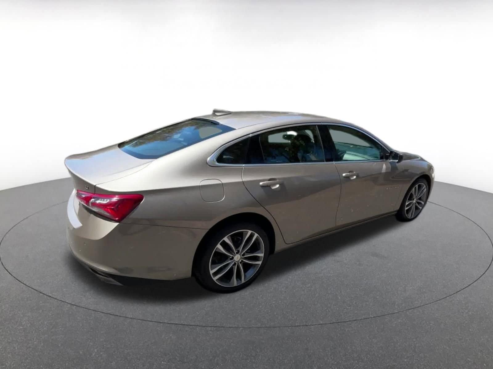 Thumbnail: 2024 Chevrolet Malibu - 15