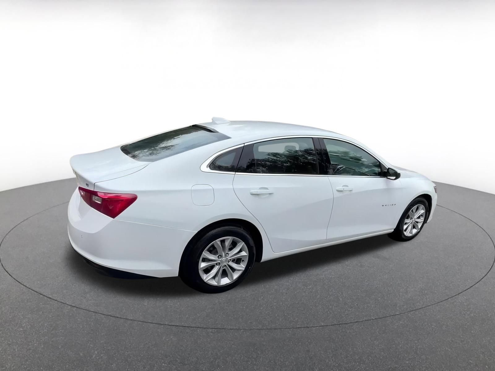 2023 Chevrolet Malibu LT 12