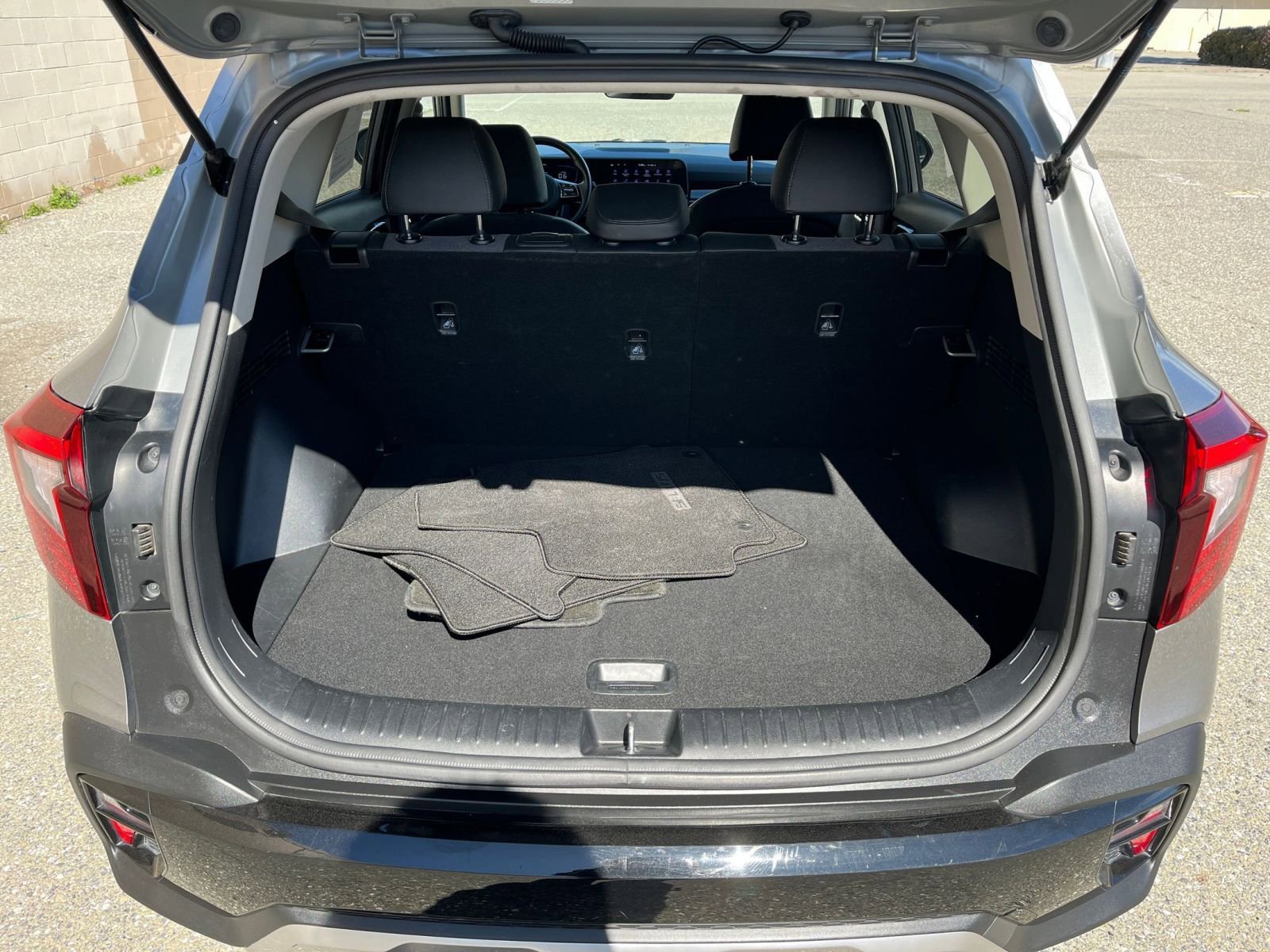 Thumbnail: 2025 Kia Seltos - 31