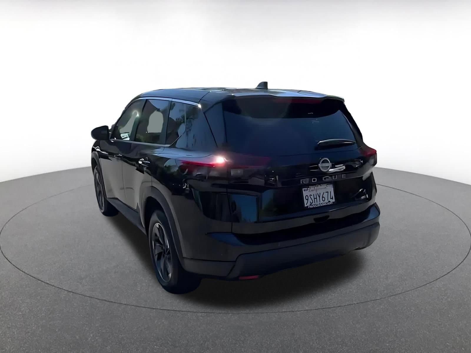 Thumbnail: 2025 Nissan Rogue - 11