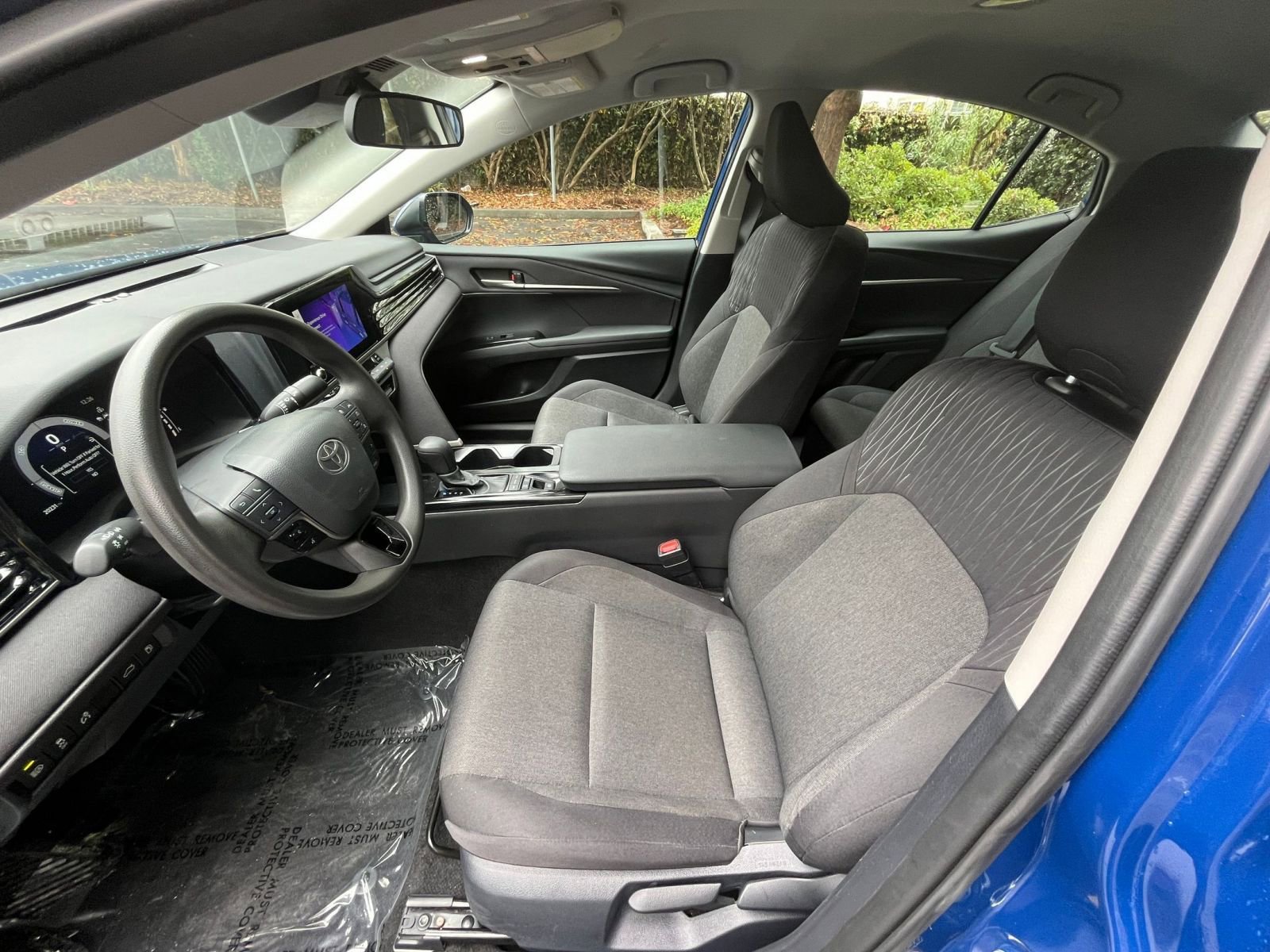 Thumbnail: 2025 Toyota Camry - 25