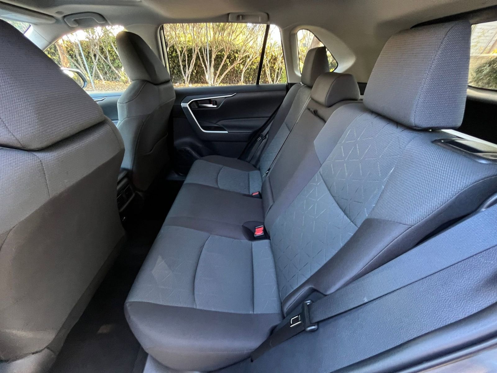 Thumbnail: 2025 Toyota RAV4 - 27