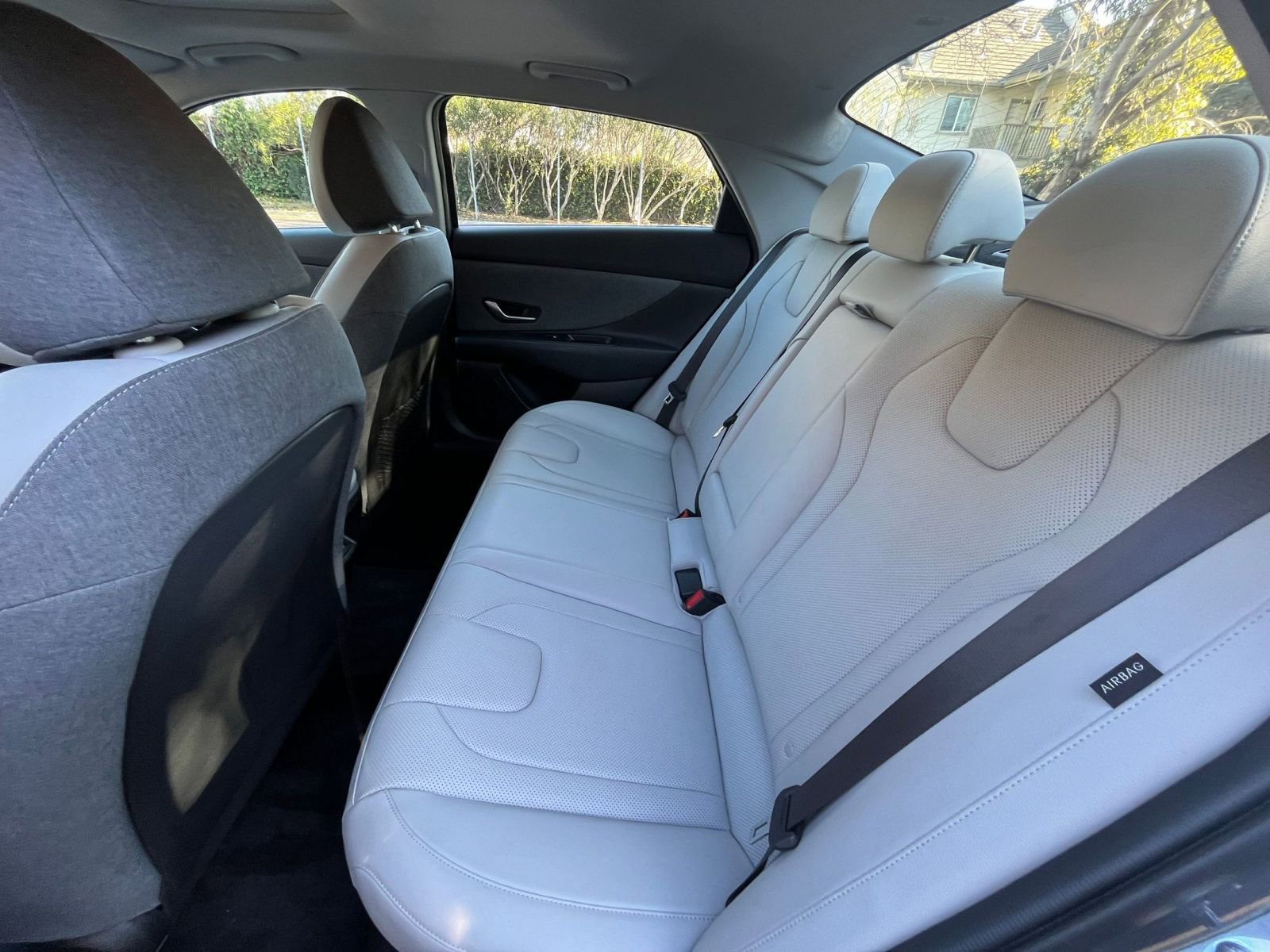 Thumbnail: 2025 Hyundai Elantra - 23