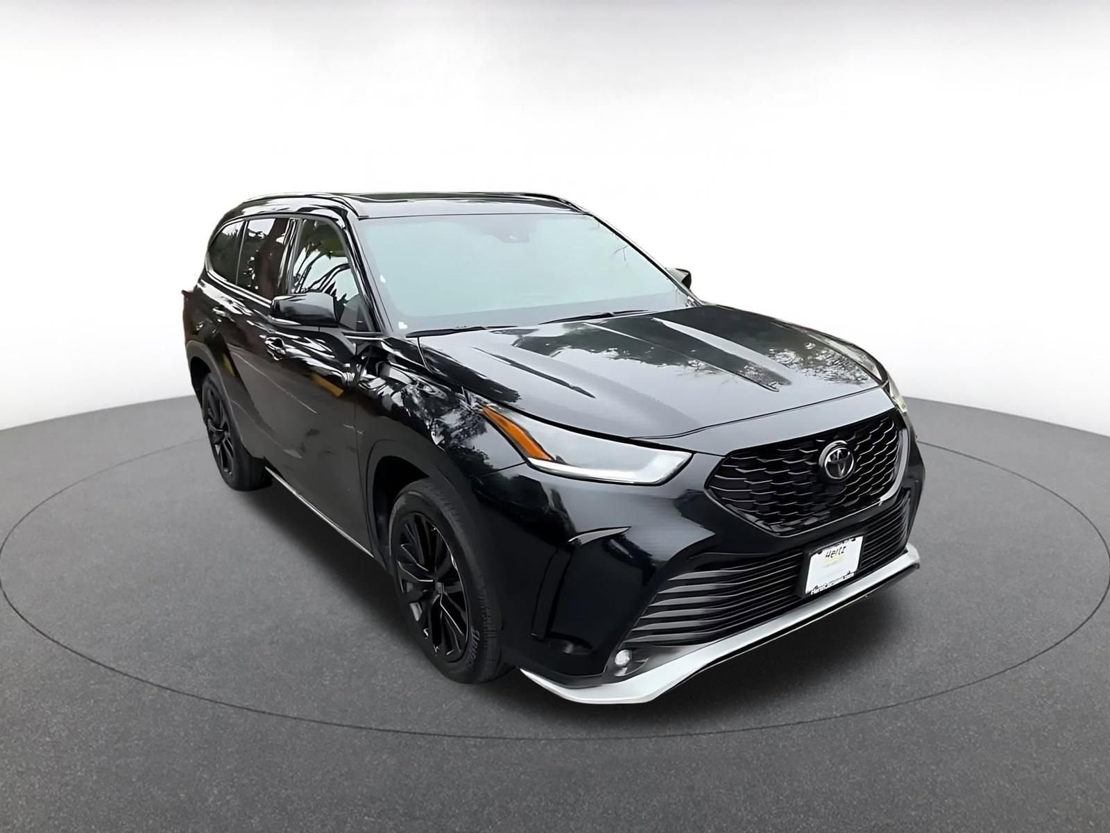 Thumbnail: 2025 Toyota Highlander - 3
