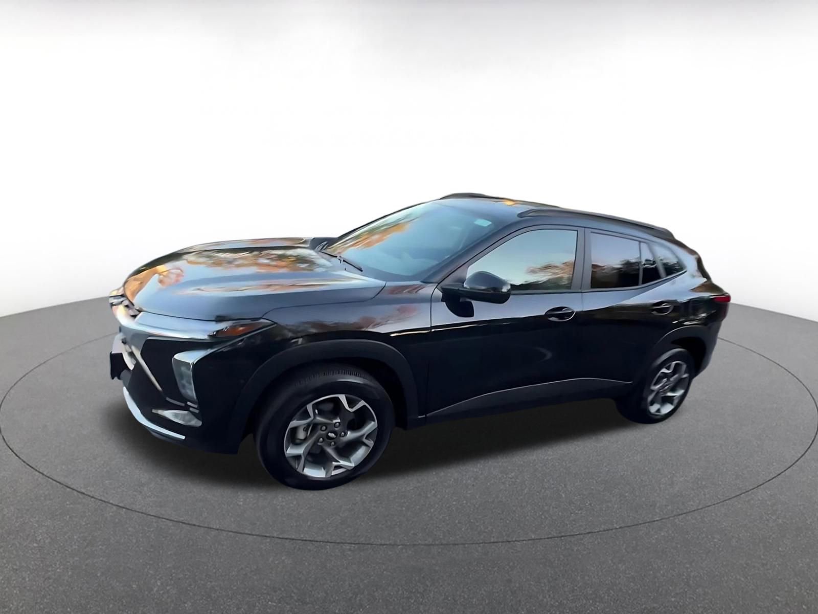 Thumbnail: 2025 Chevrolet Trax - 9