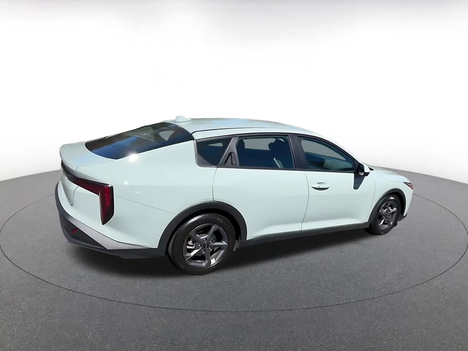 Thumbnail: 2025 Kia K4 - 15