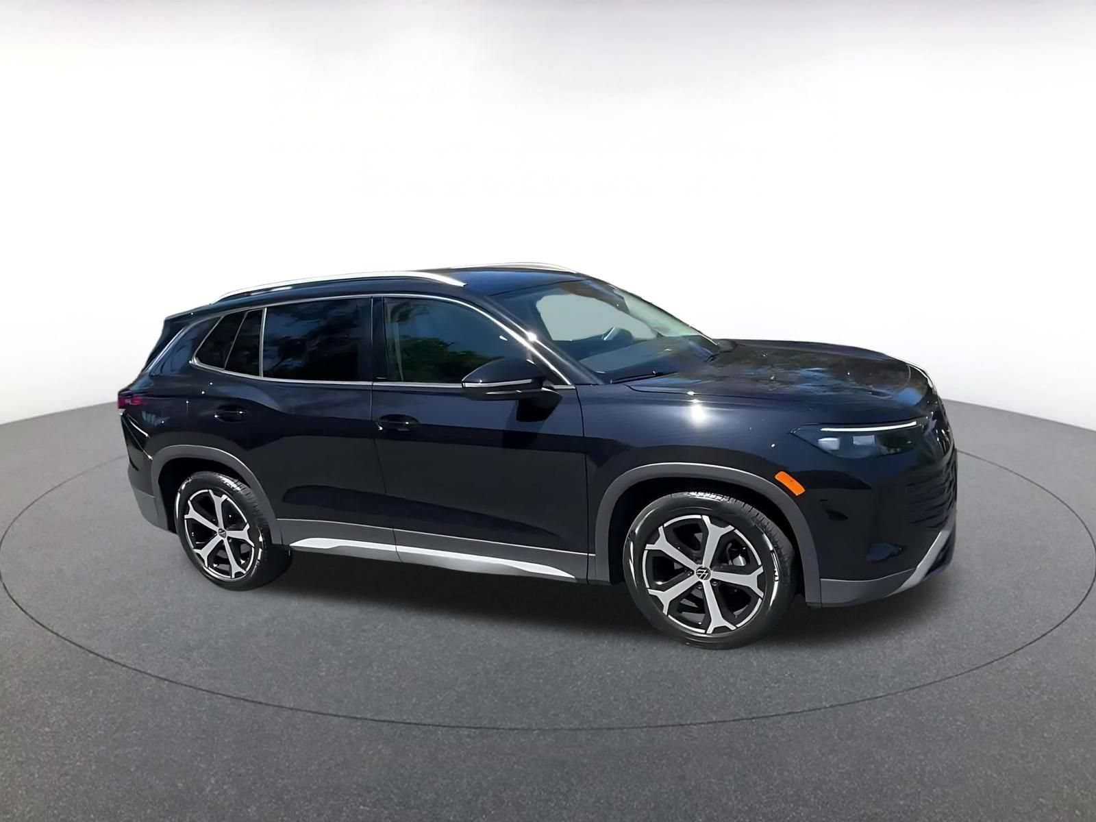 Thumbnail: 2026 Volkswagen Tiguan - 2