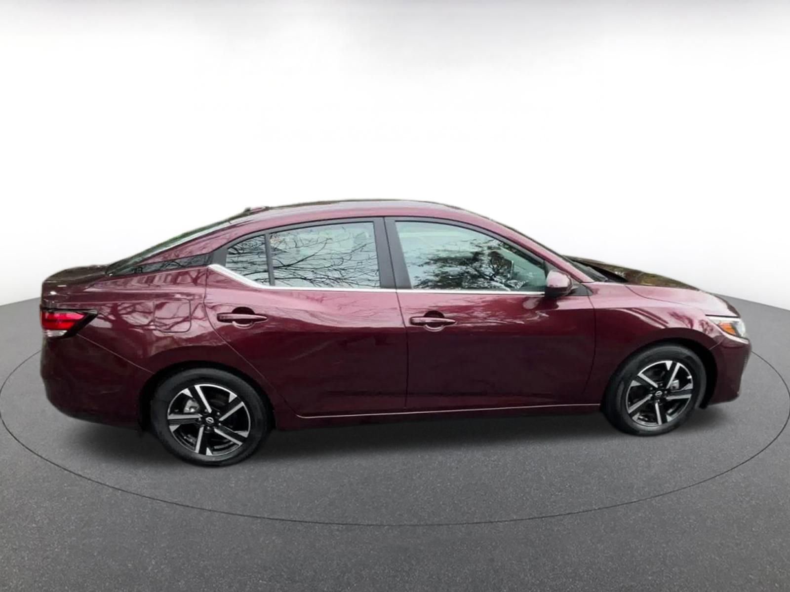 Thumbnail: 2025 Nissan Sentra - 16