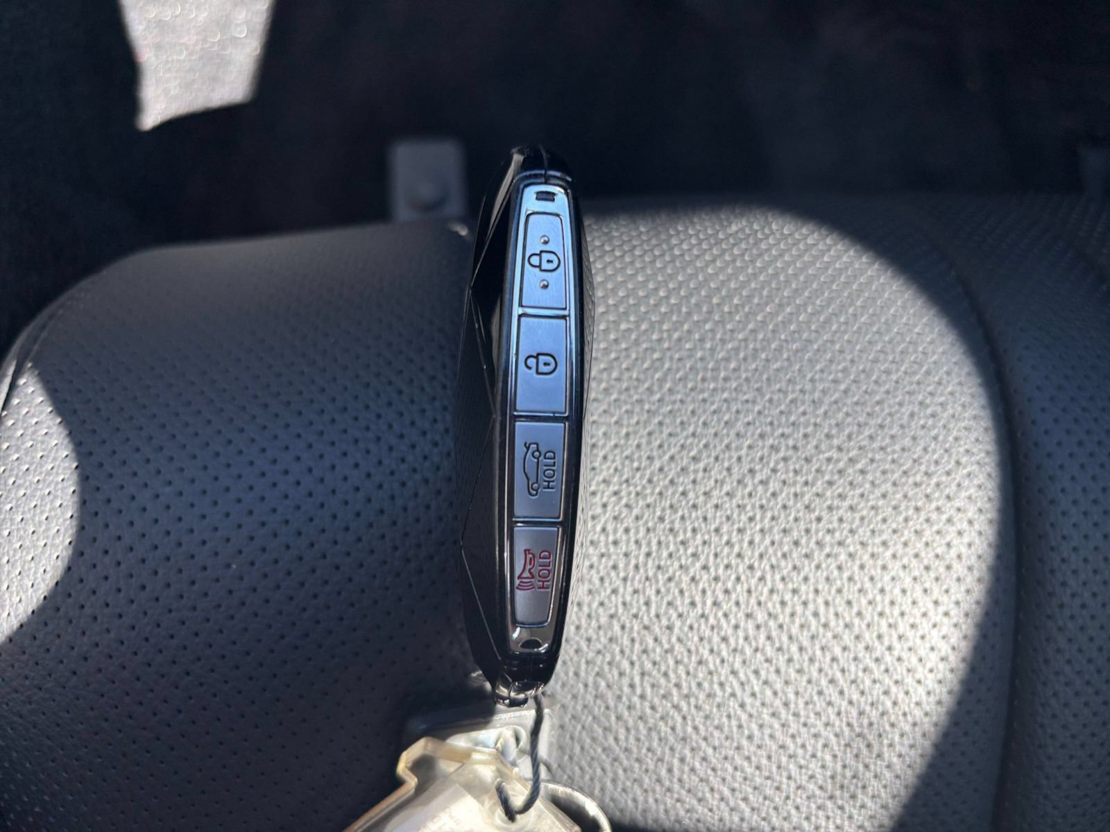 Thumbnail: 2026 Genesis G80 - 21