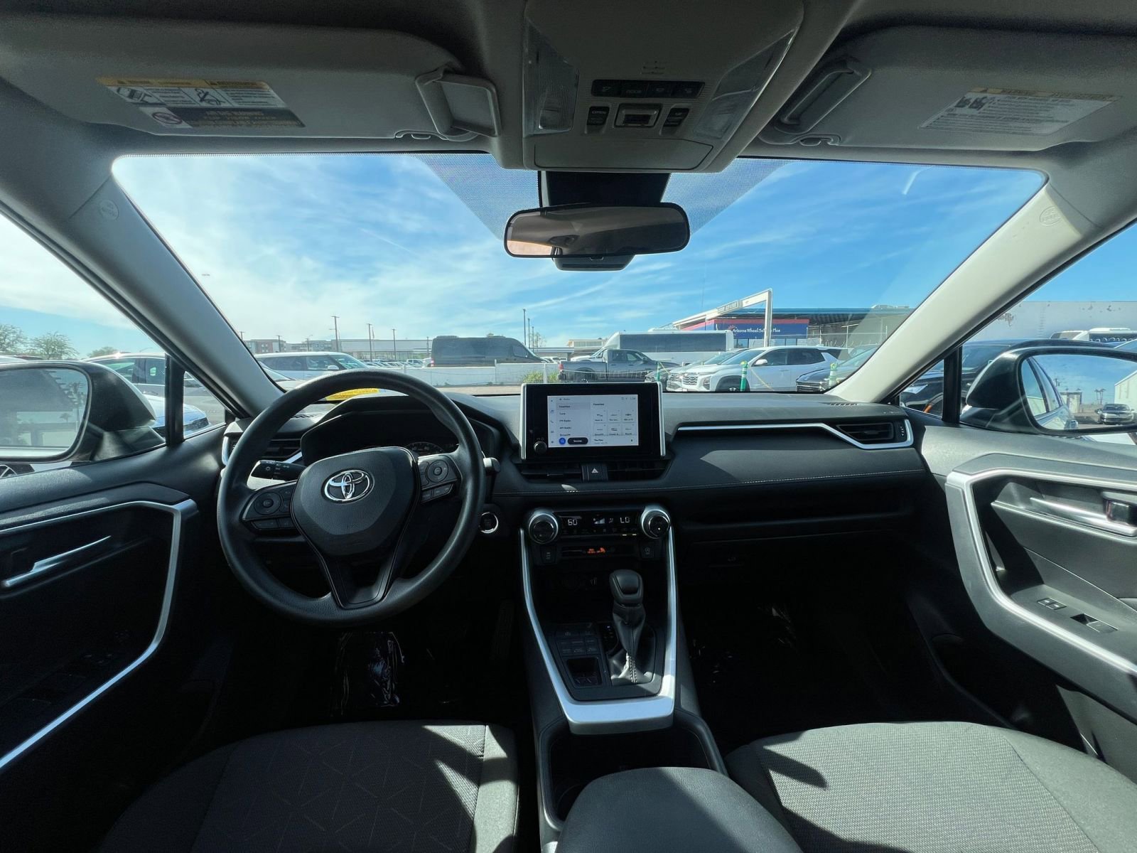 Thumbnail: 2025 Toyota RAV4 - 33